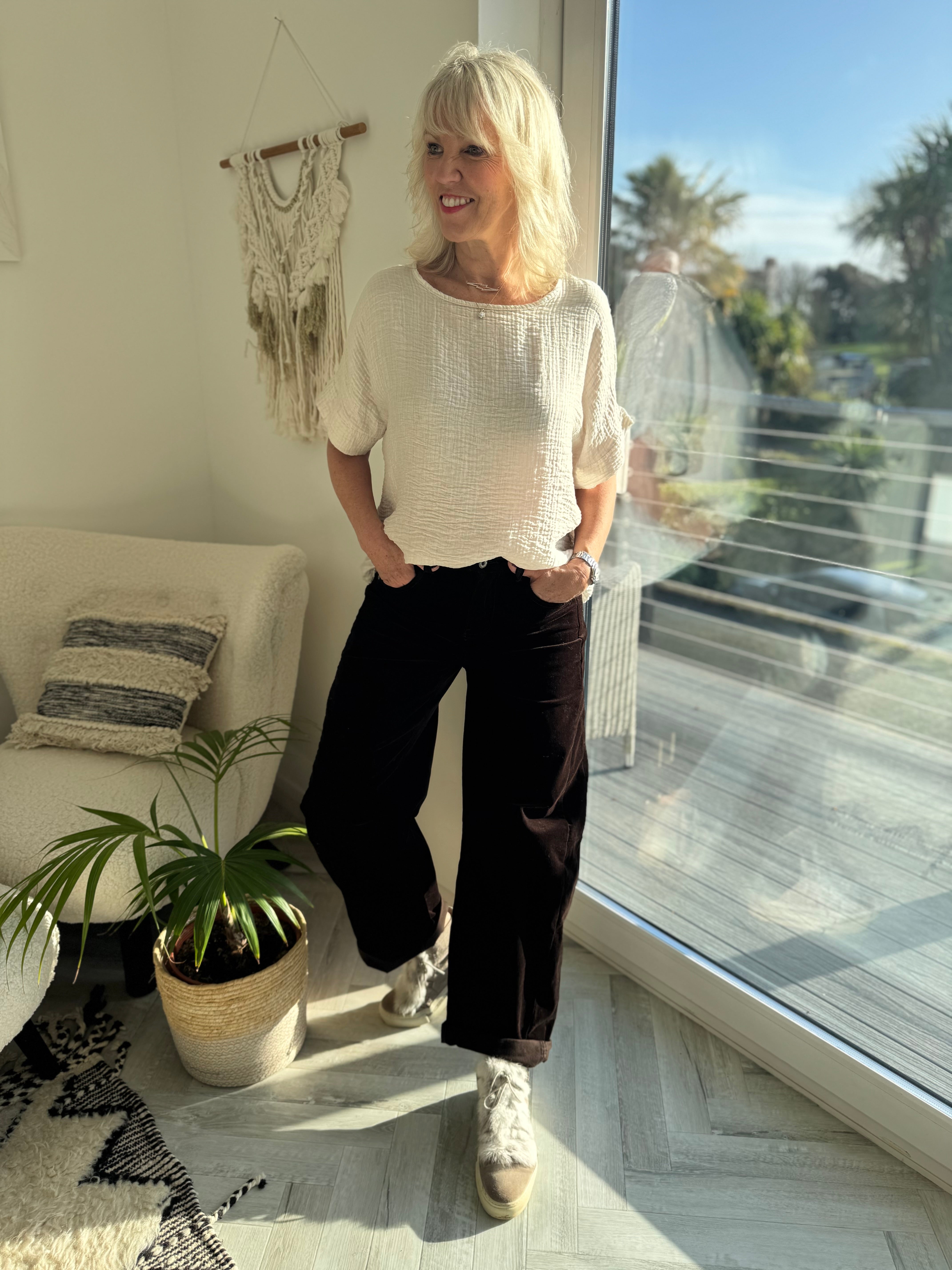 Barrel Leg Cords in Velvety Chocolate