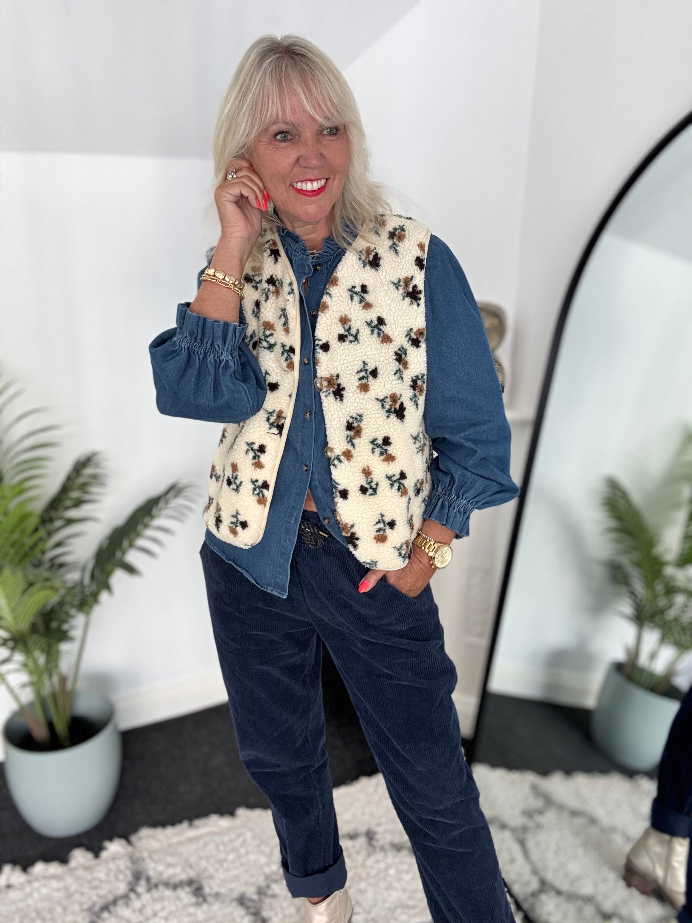 Boucle Gilet with Print in Ecru