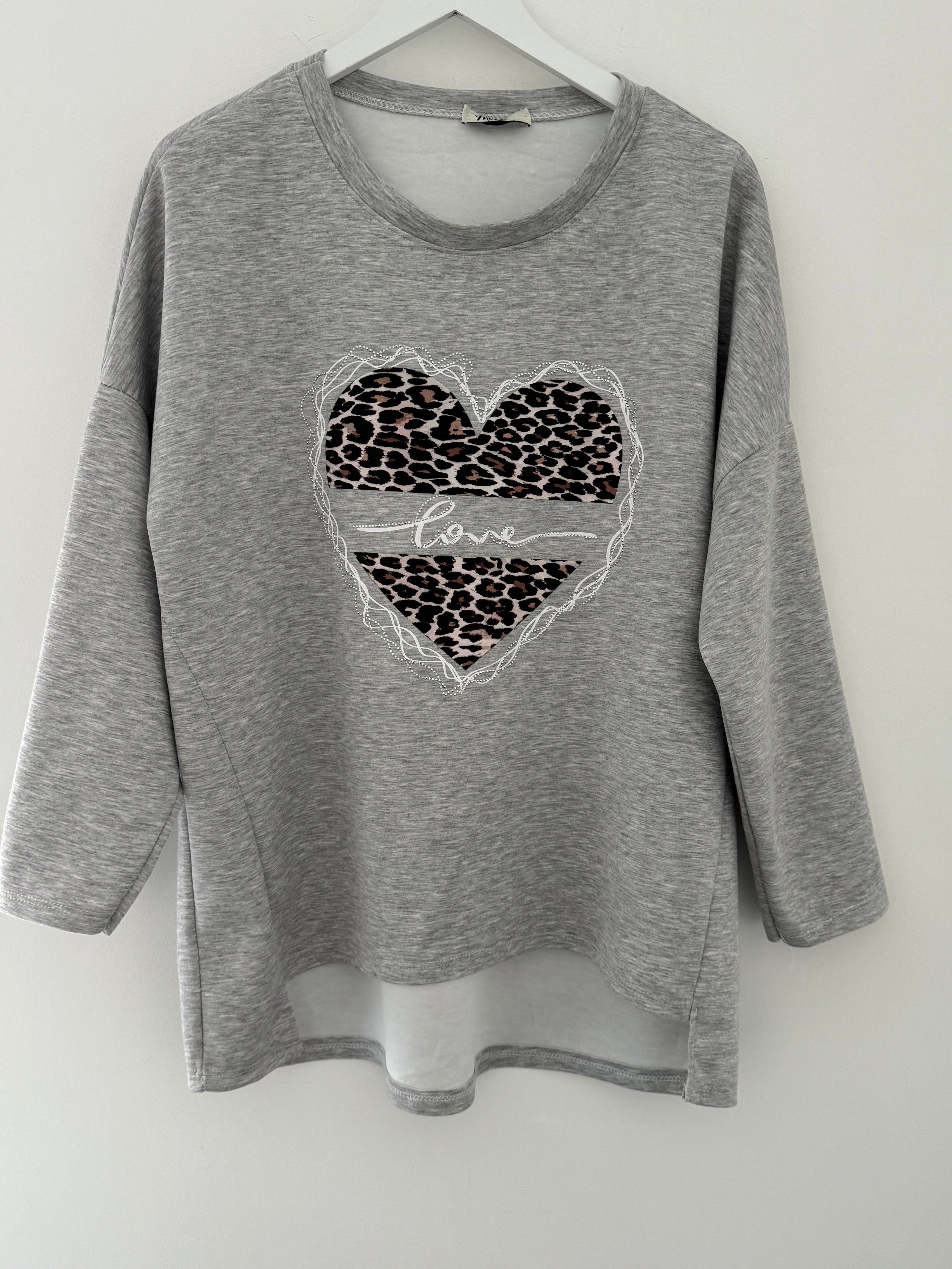 Leopard Heart Sweatshirt in Marl Grey