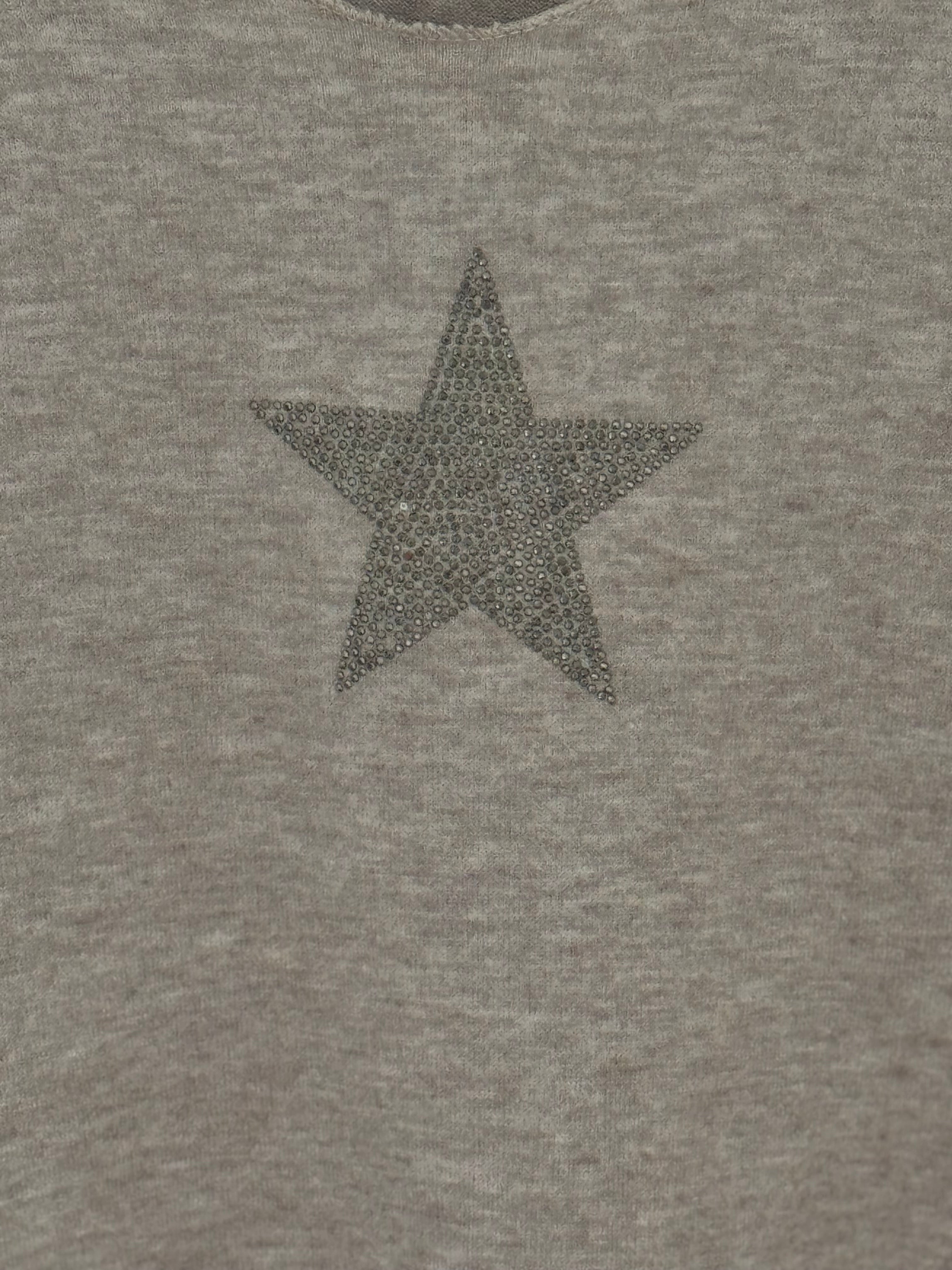 Lightweight Star Jumper in Stone