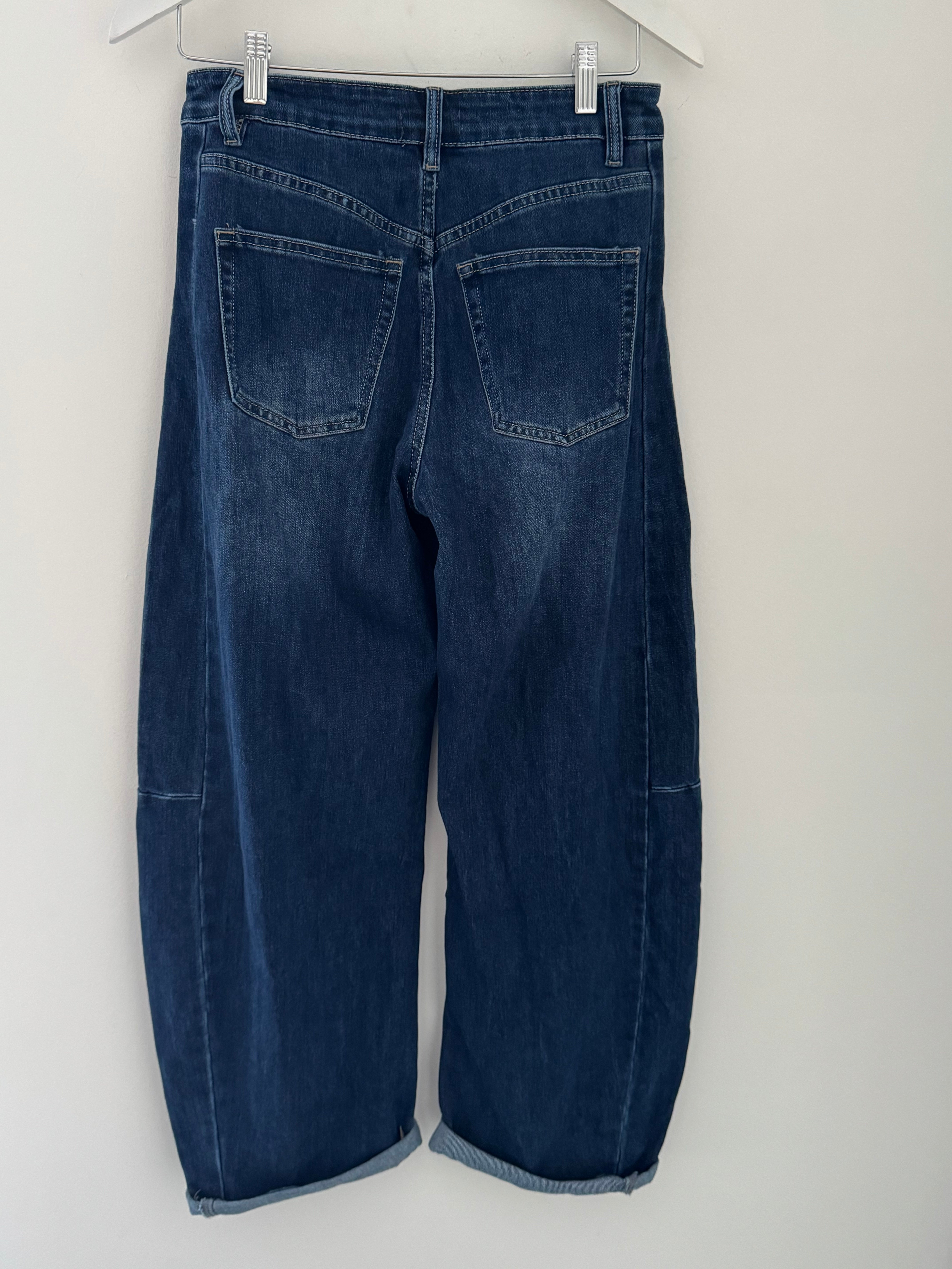 Barrel Leg Jeans in Deep Denim