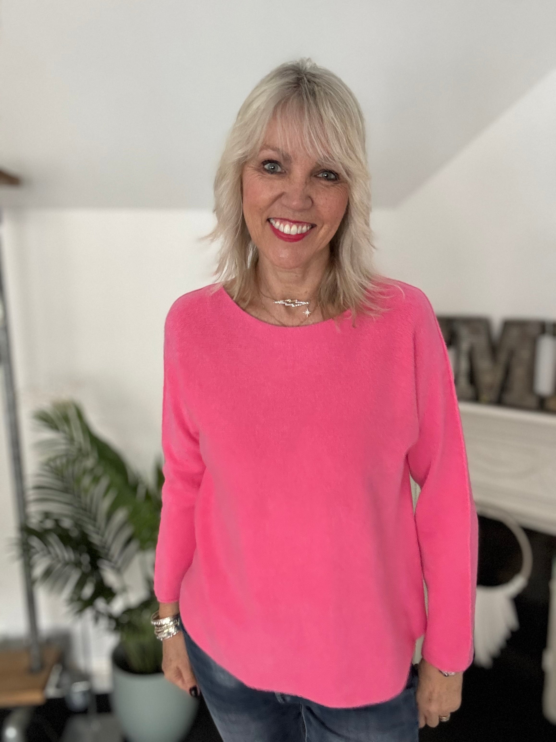 Simple Round Neck Jumper in Bubblegum Pink