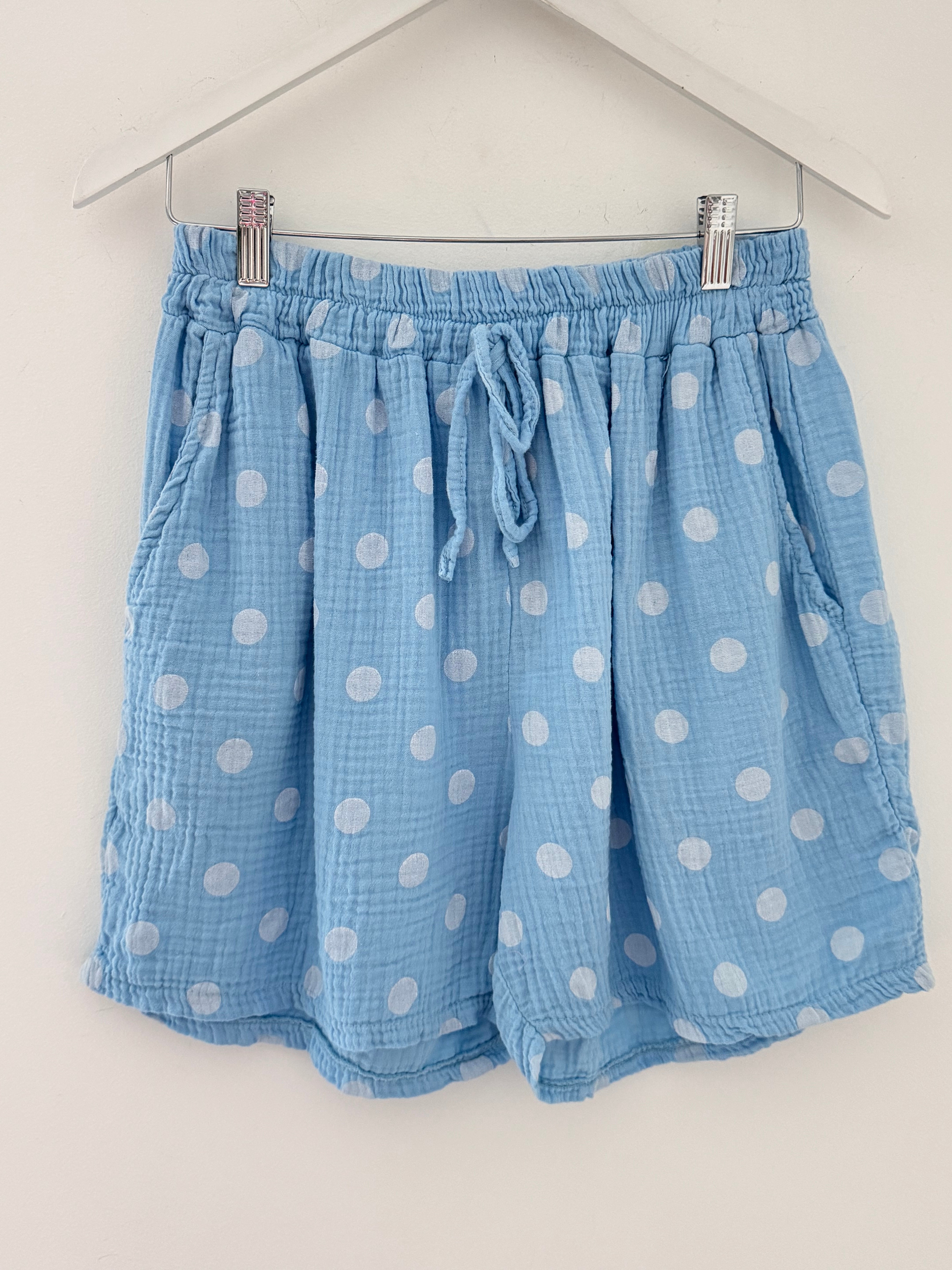 Cheesecloth Spot Shorts in Blue & White