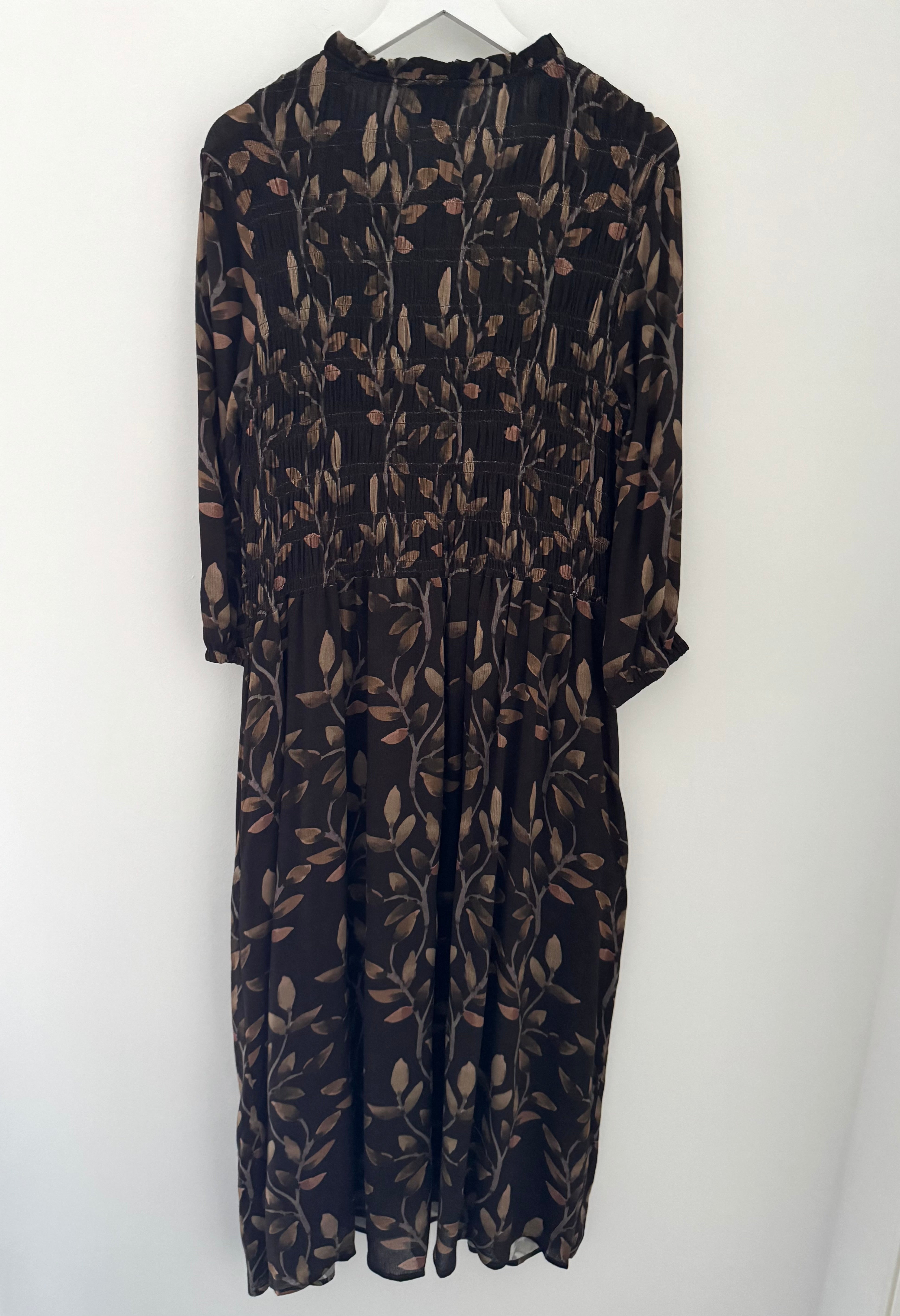 Leaf Print Dress with Shirred Bodice in Chocolate