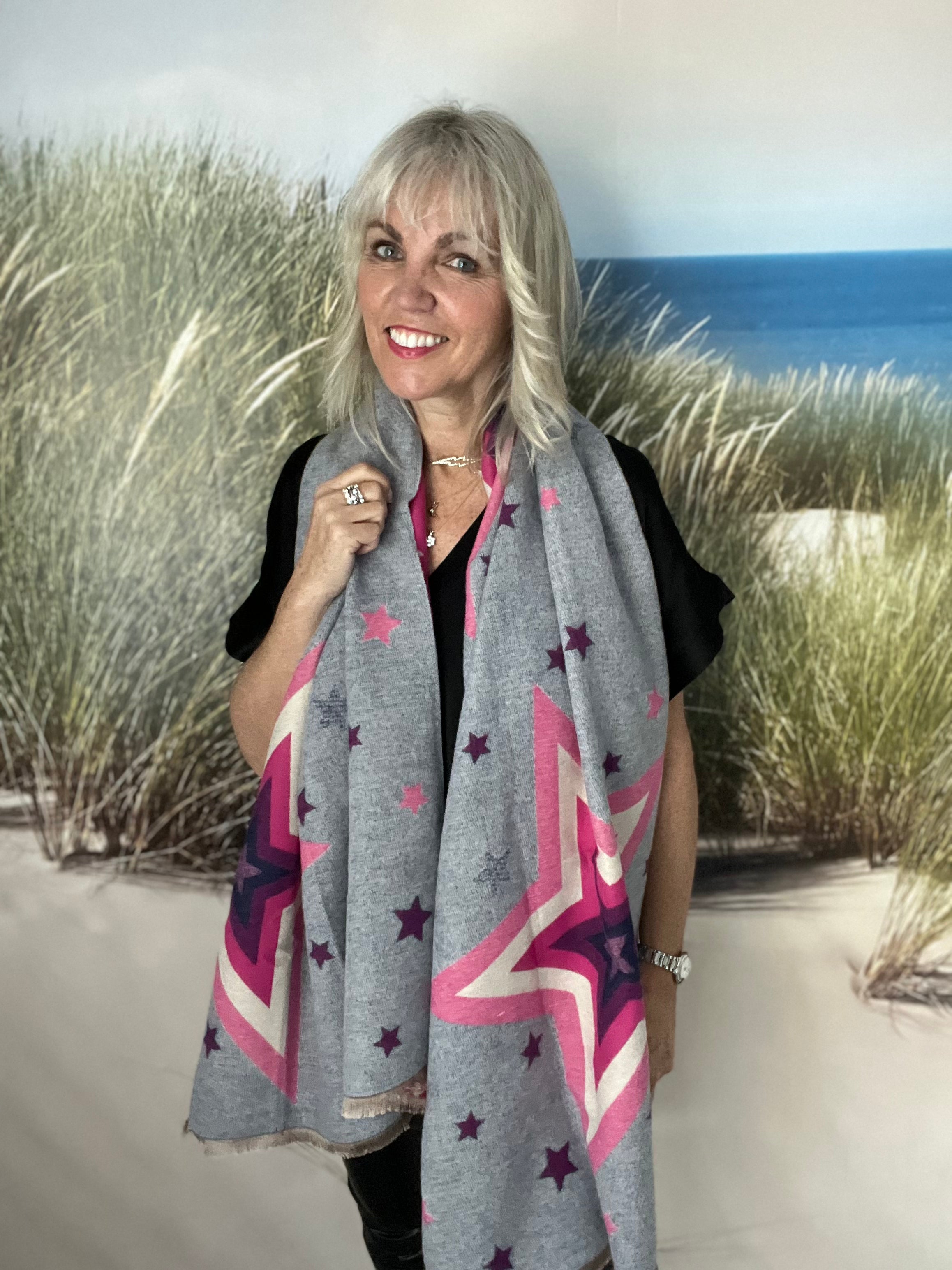 Luxe Reversible Star Scarf in Pink & Grey