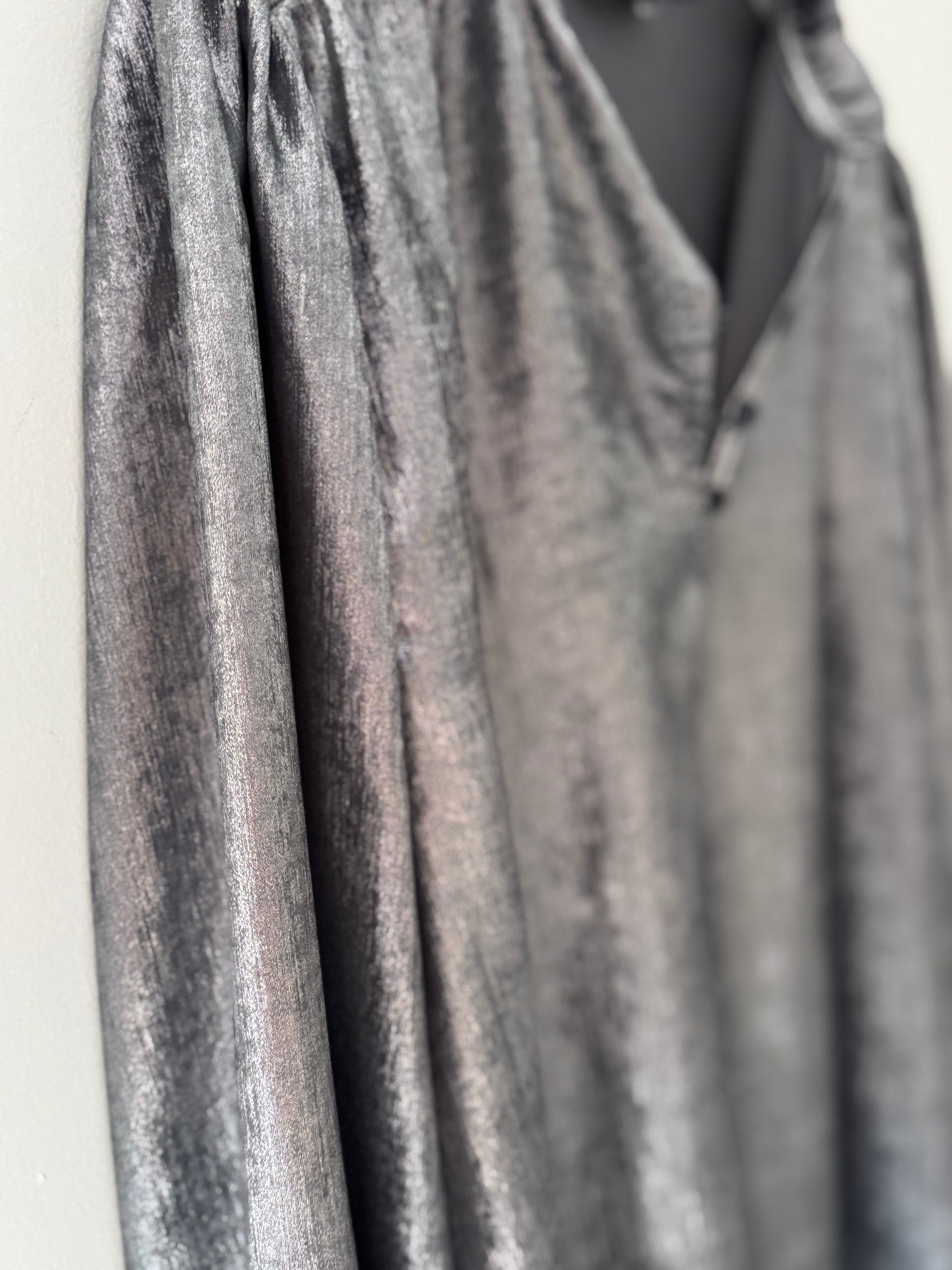 Luxe Metallic Blouse in Silver