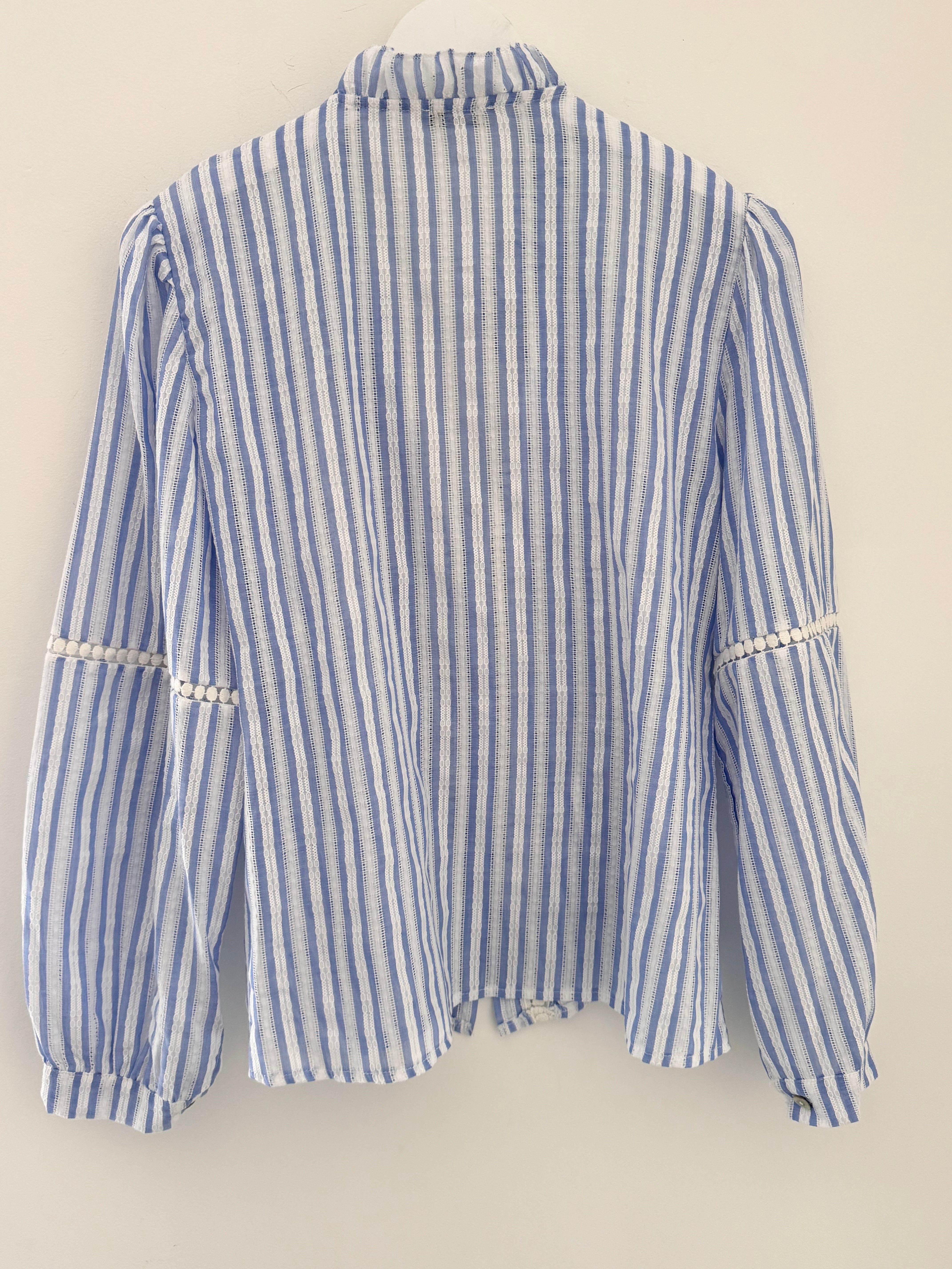 Cotton & Lace Shirt in Blue & White