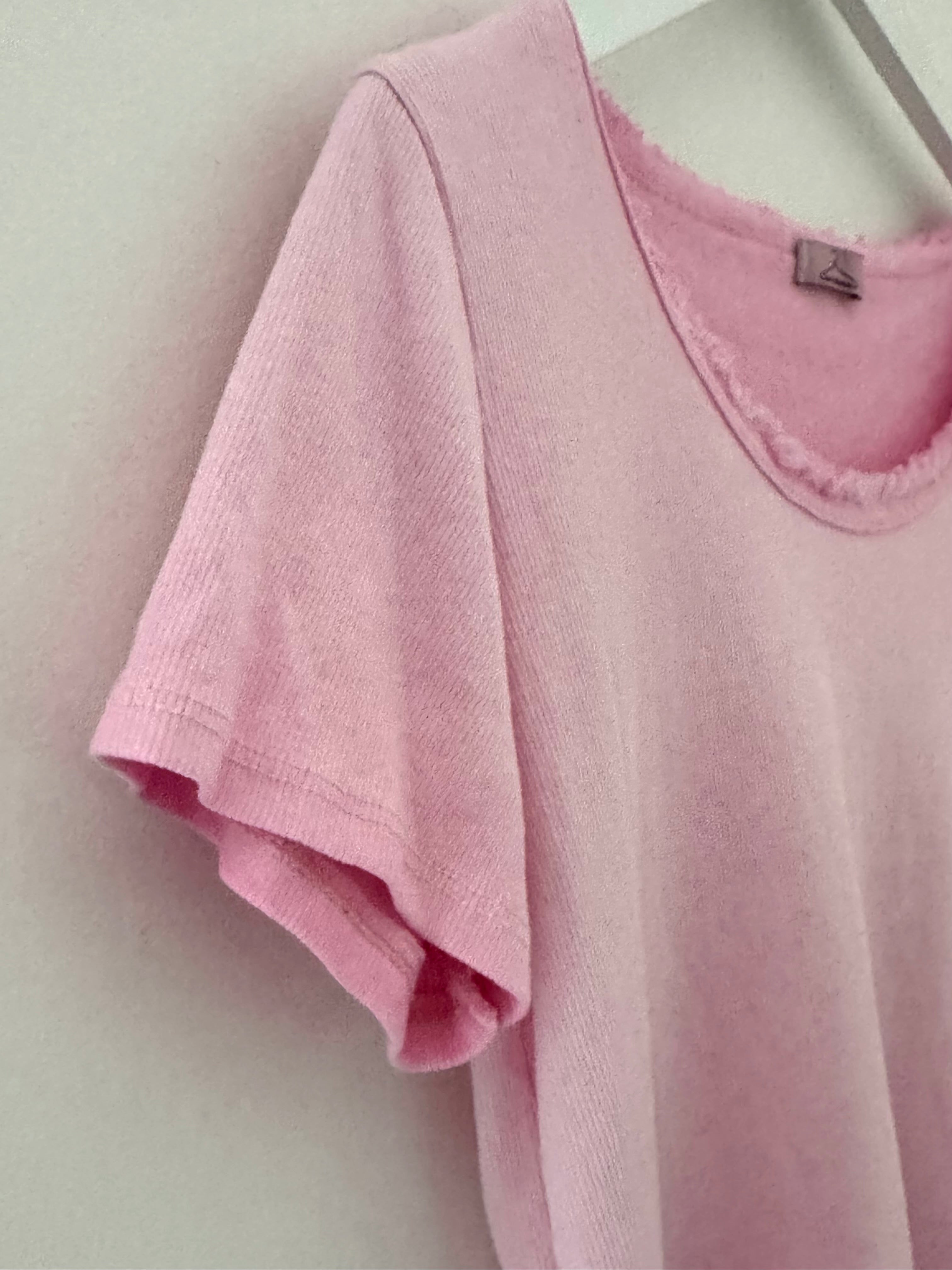 Vintage Round Neck Tee in Pale Pink