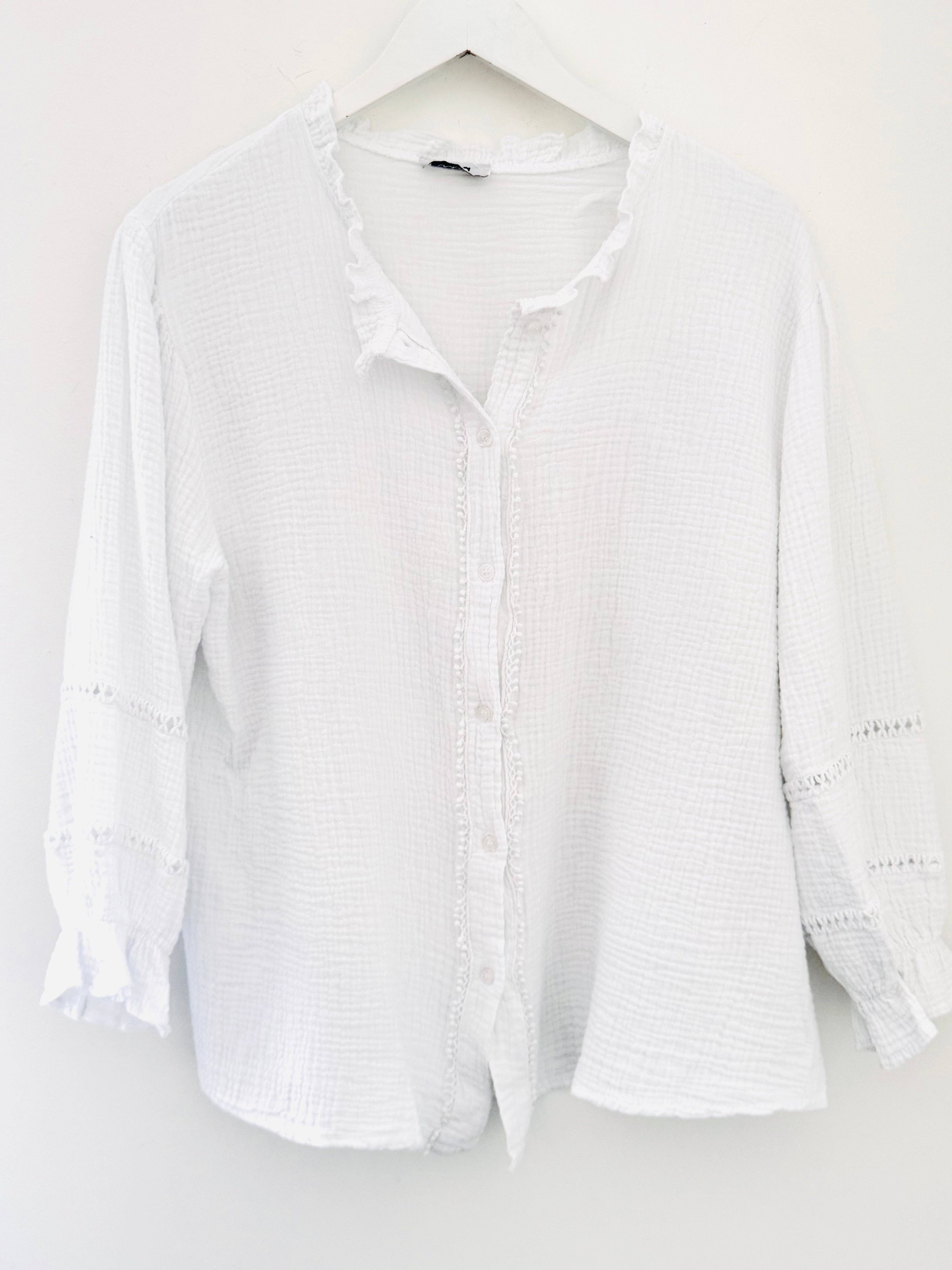 Detailed Cheesecloth Shirt in White