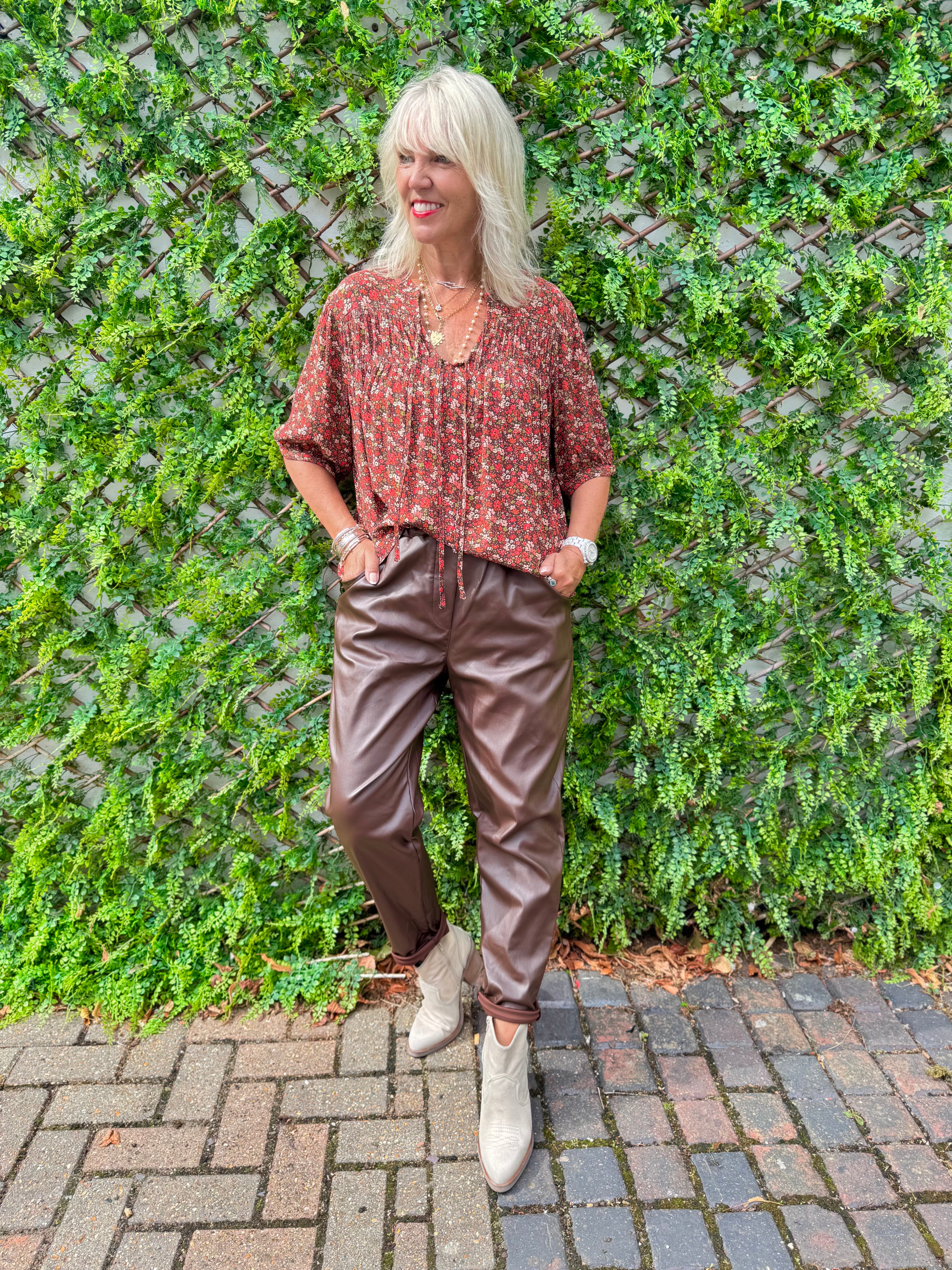 Super Stretch Waxed Barrel Trousers in Chocolate