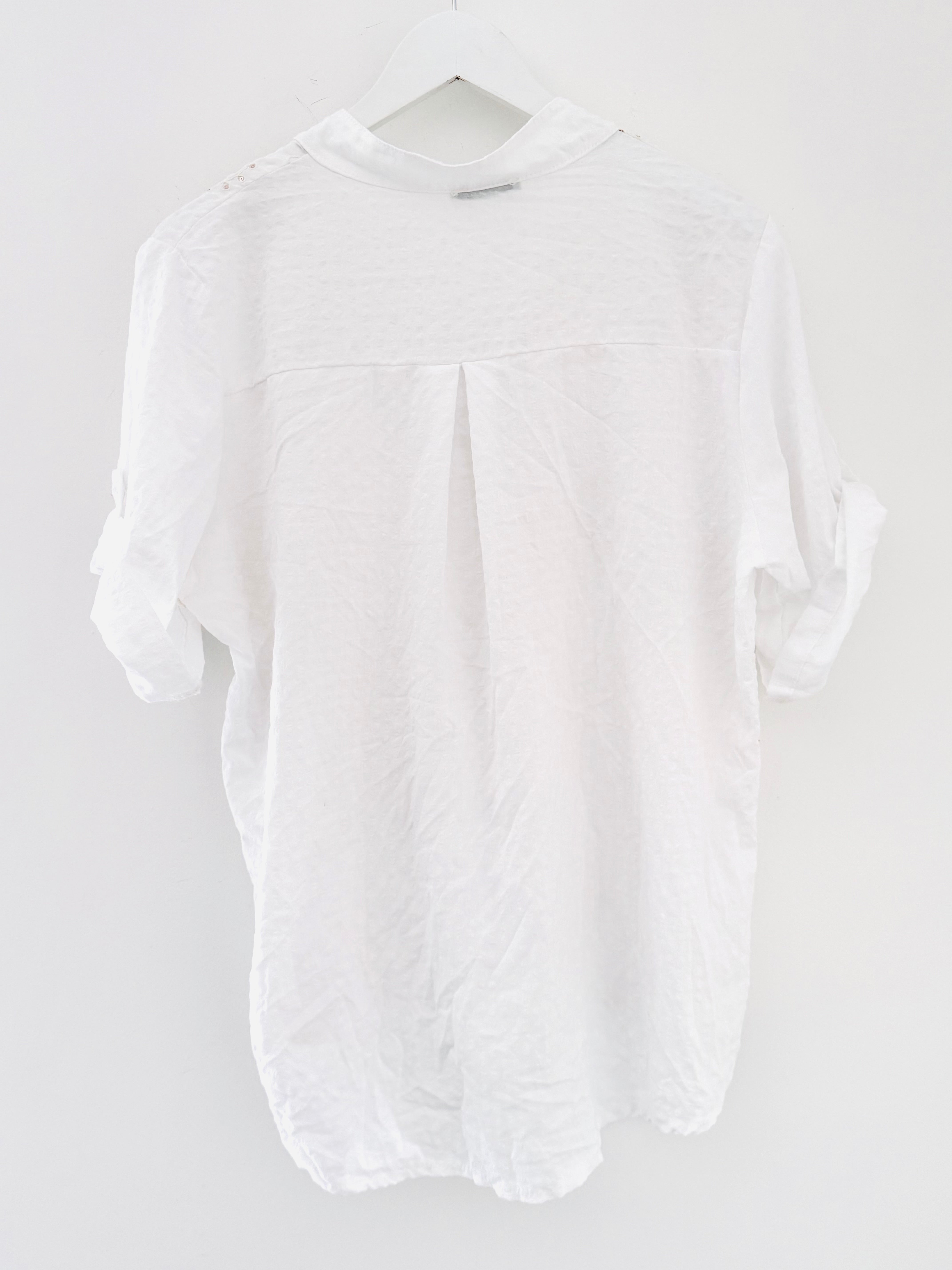 Seersucker Blouse with Paisley Design in Ivory & Gold