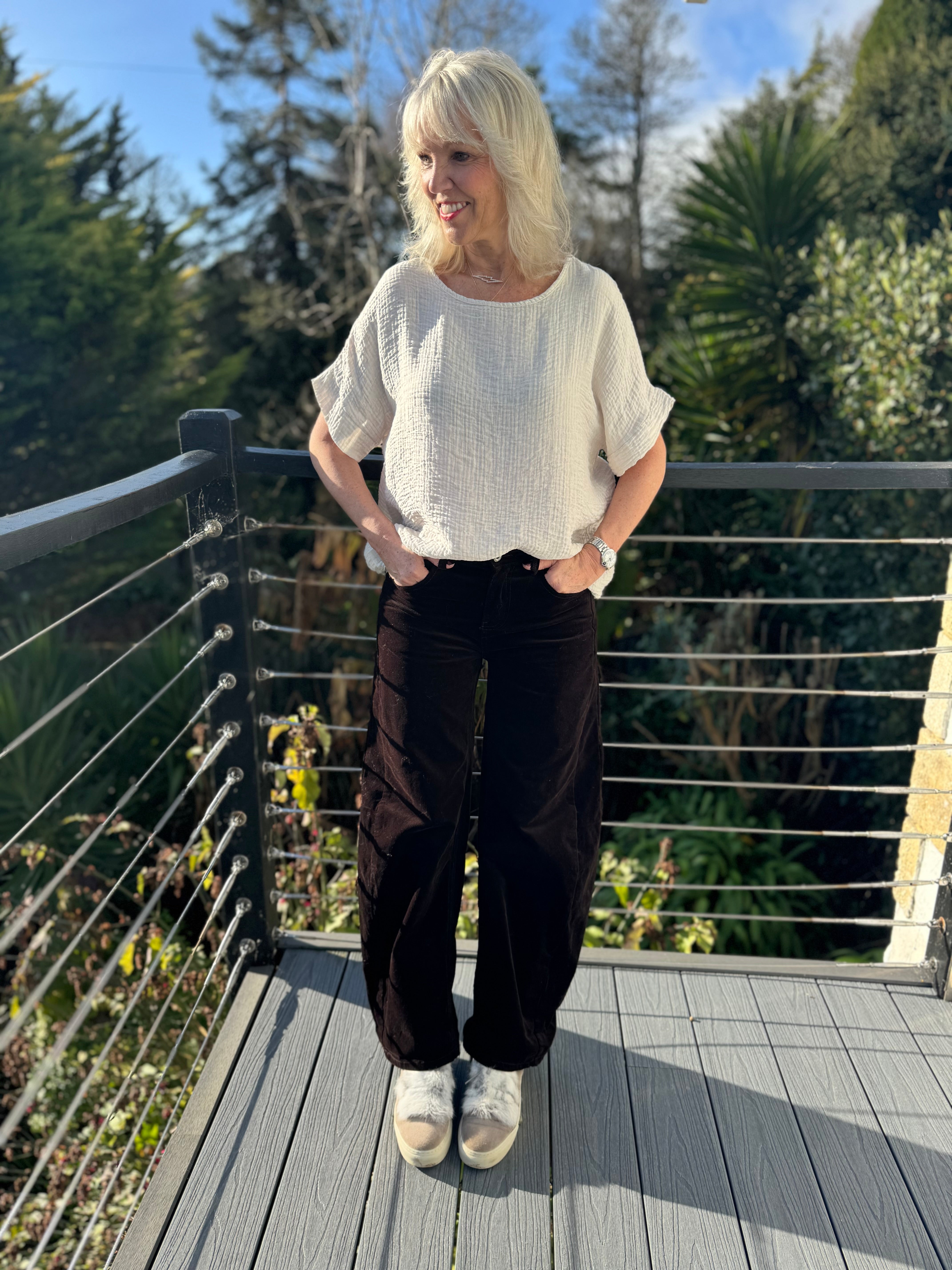 Barrel Leg Cords in Velvety Chocolate