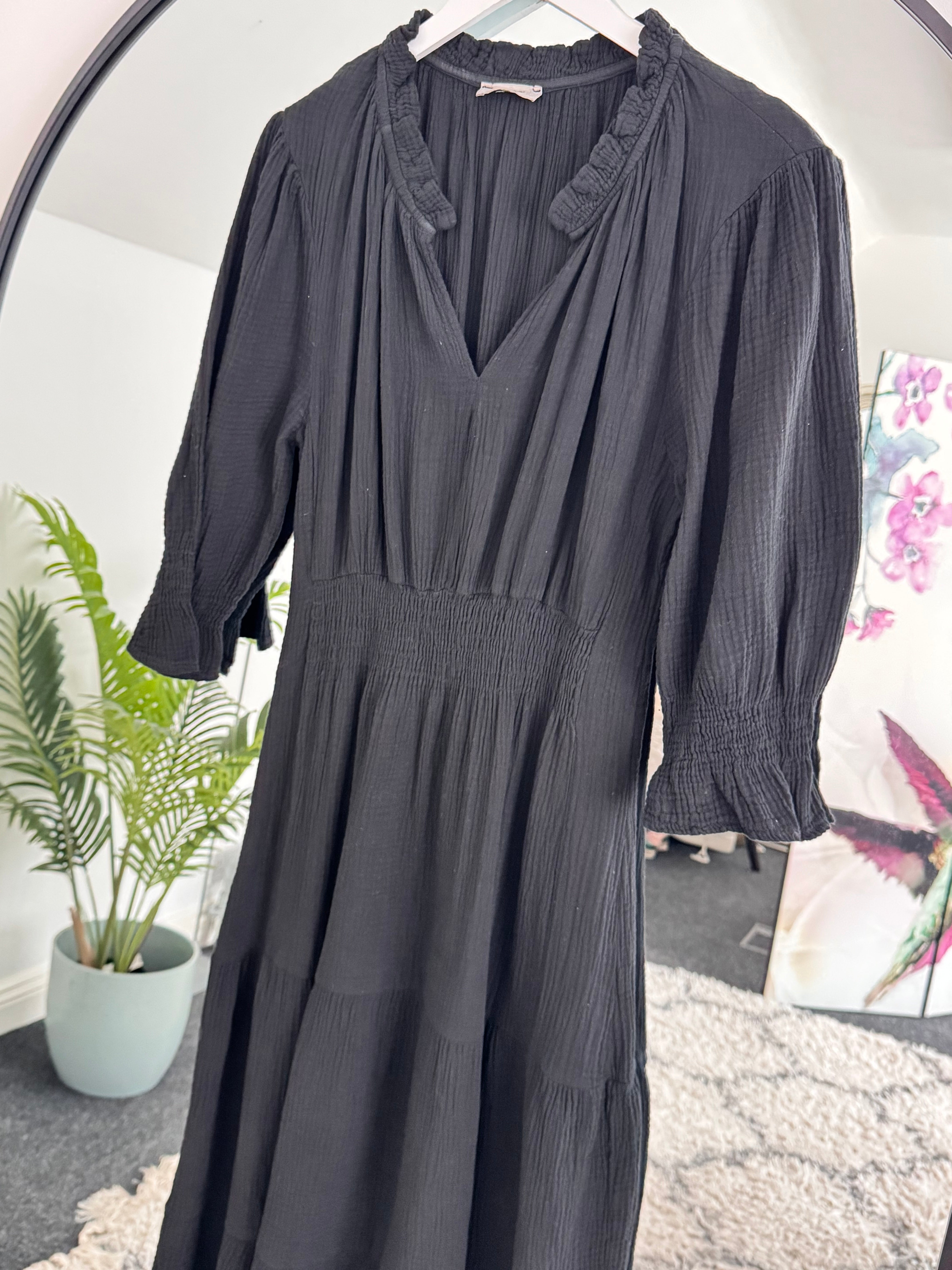 Cheesecloth Midi Dress in Black