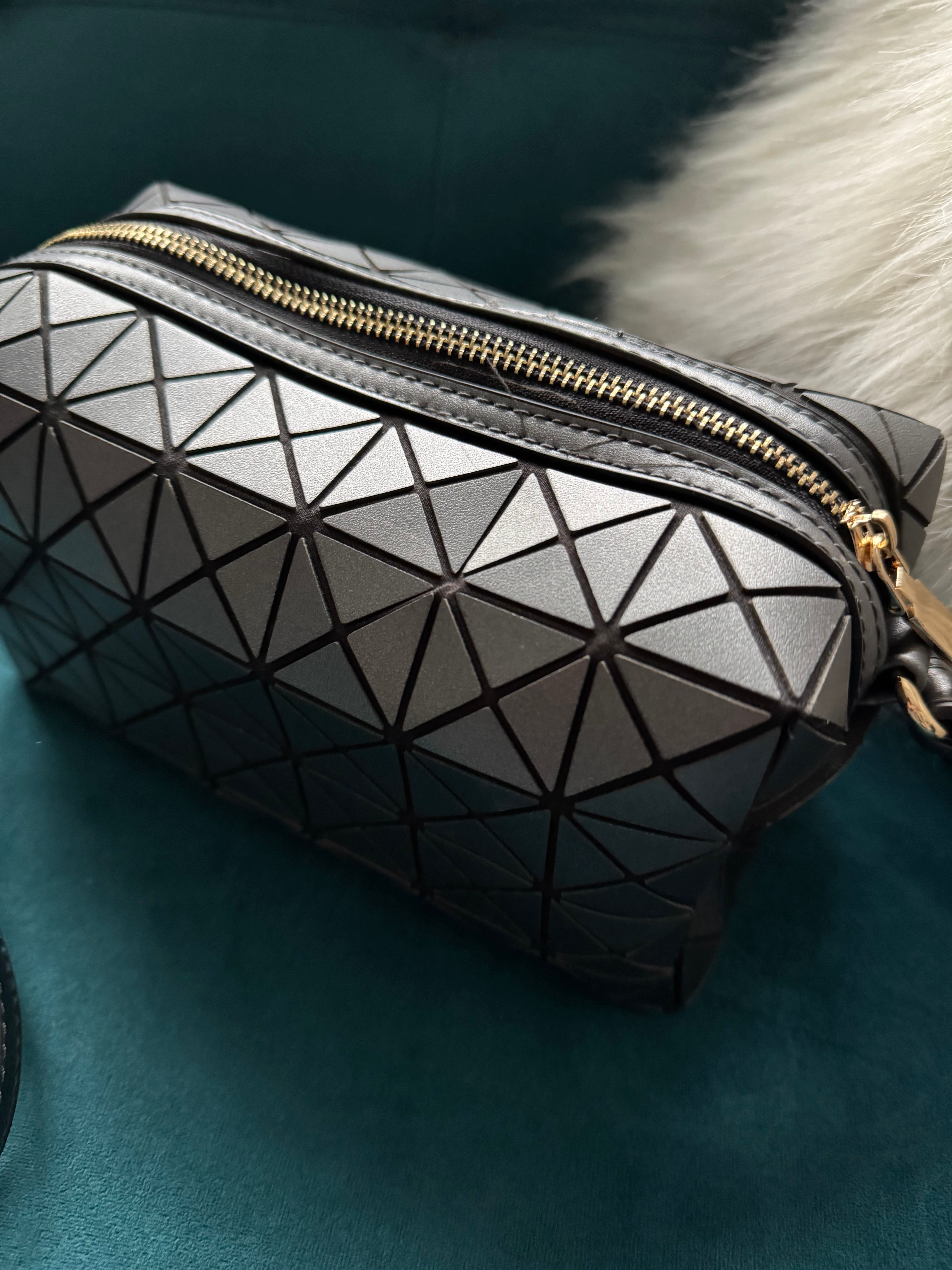 Prism Crossbody Bag in Pewter