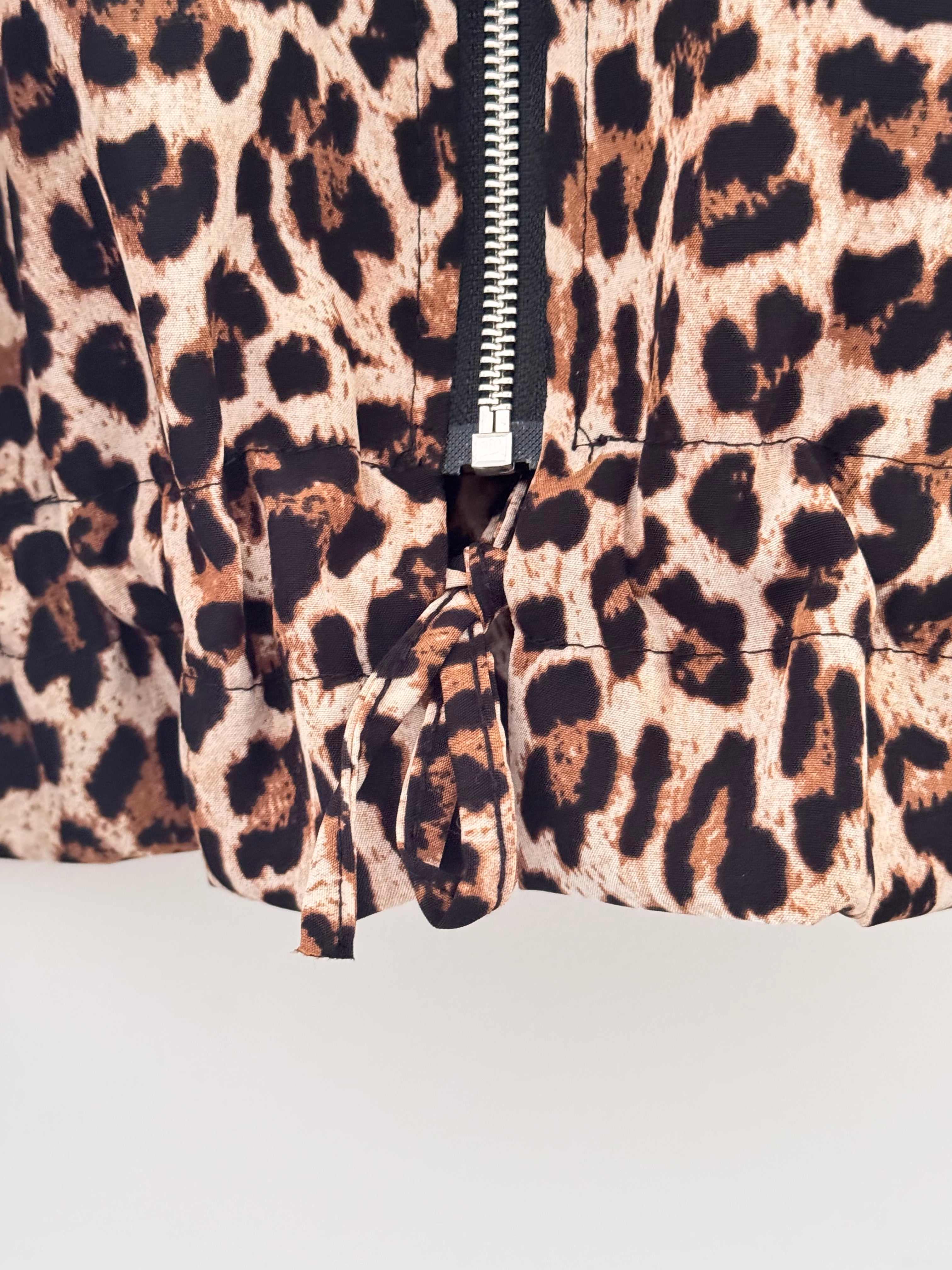 Lightweight Bomber Jacket in Leopard