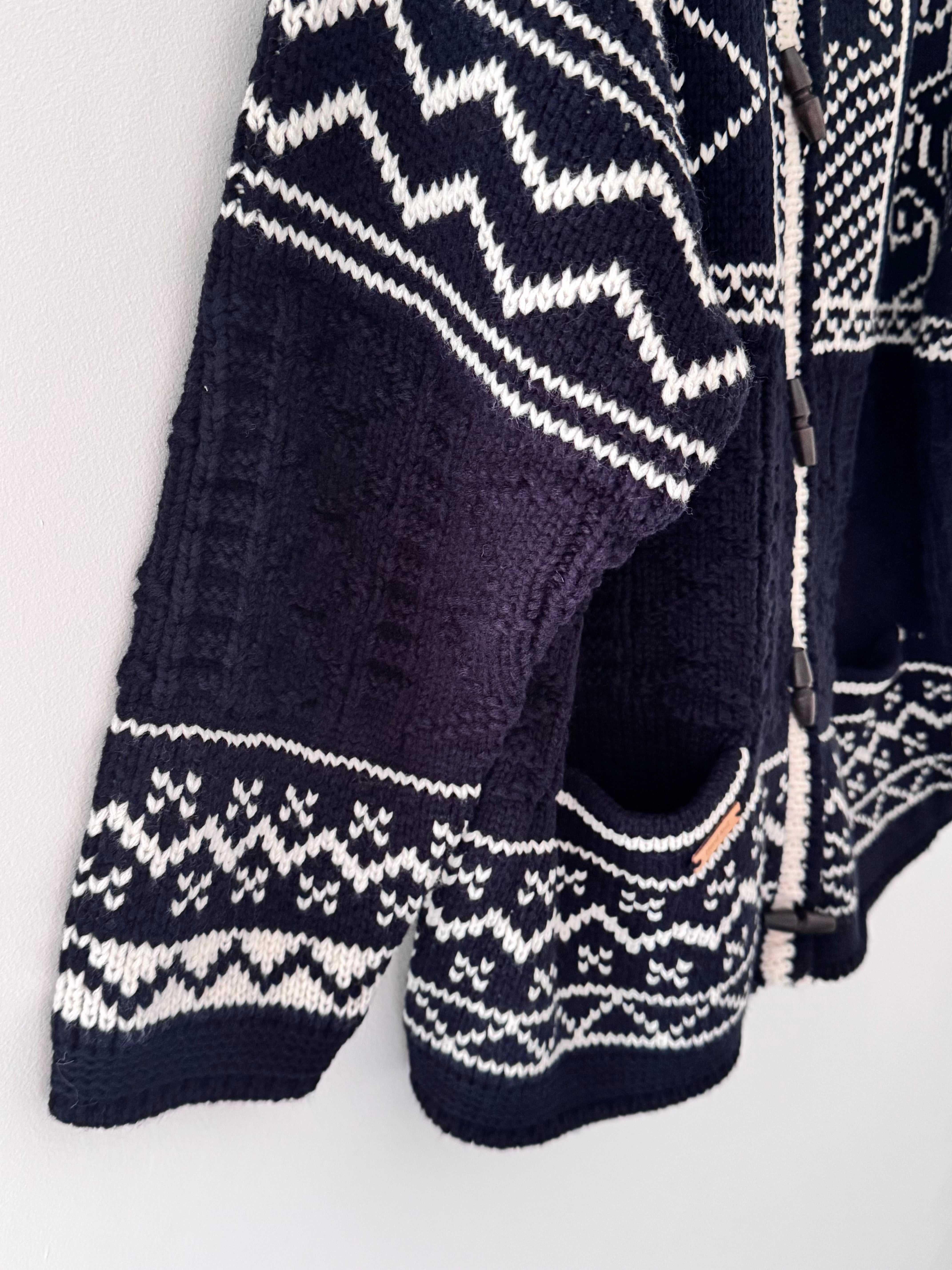 Luxe Nordic Cardigan with Toggles in Navy & White