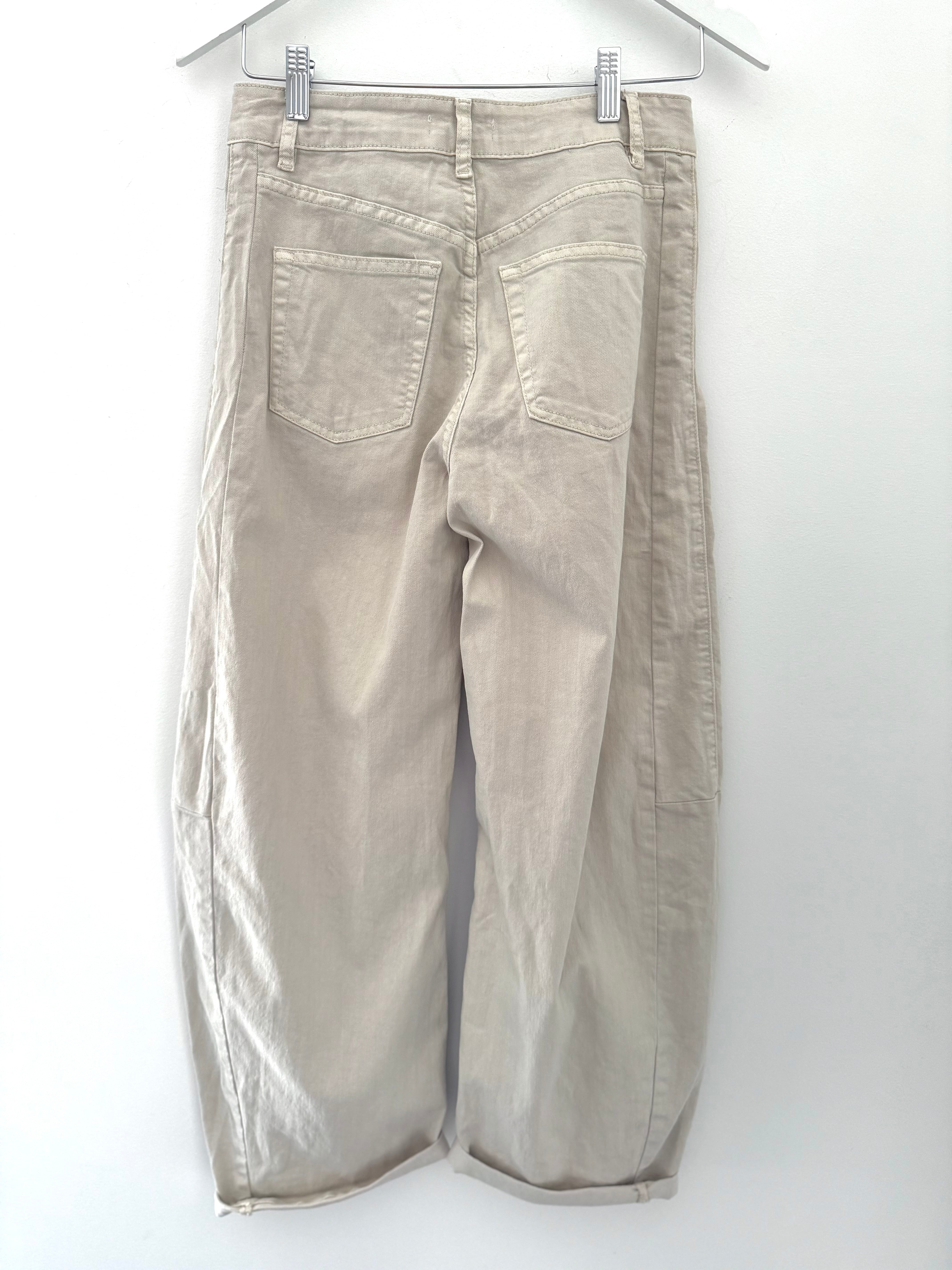 Barrel Leg Jeans in Stone