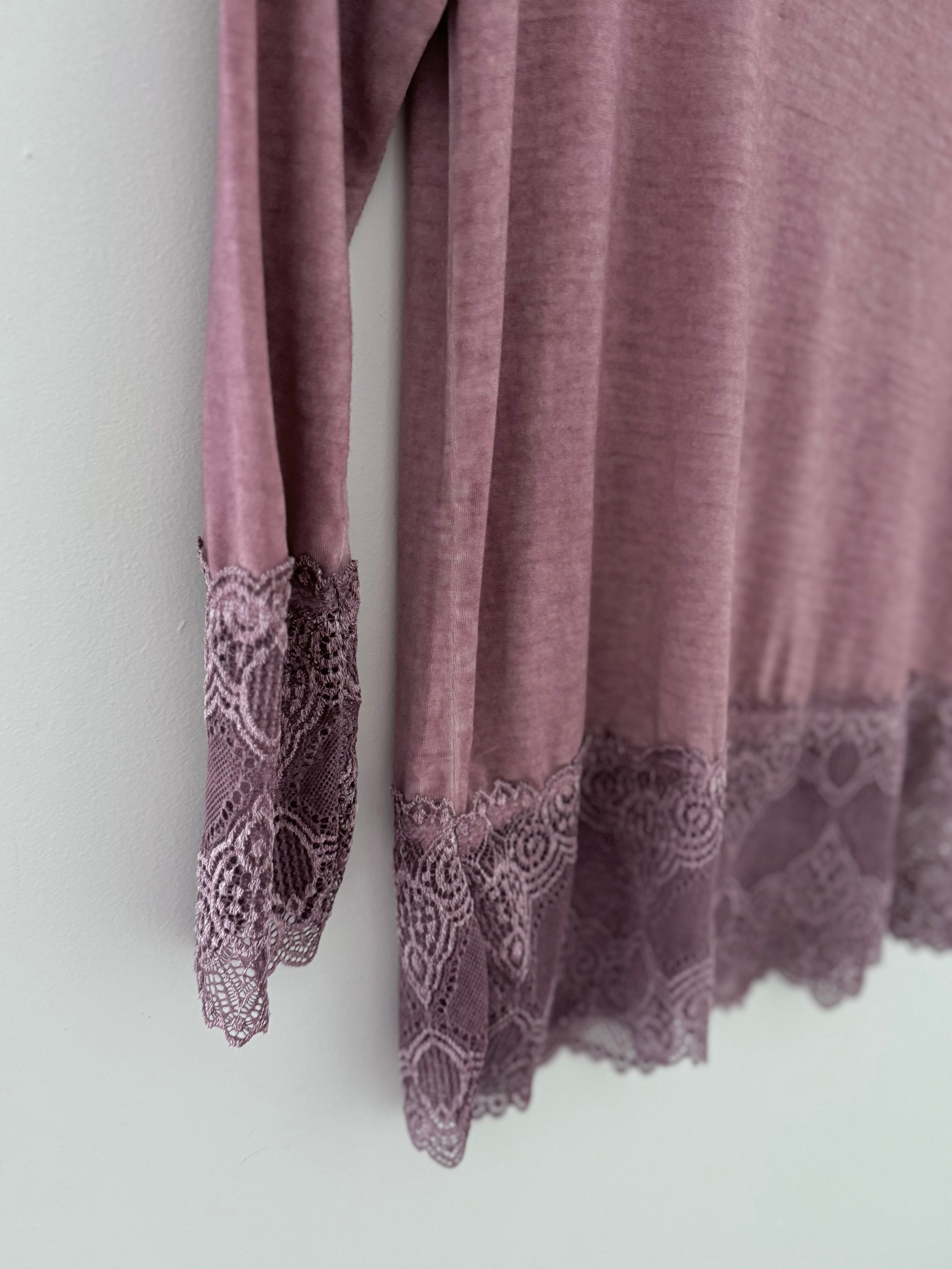 Luxe Base Top with Lace Trim in Deep Dusky Pink