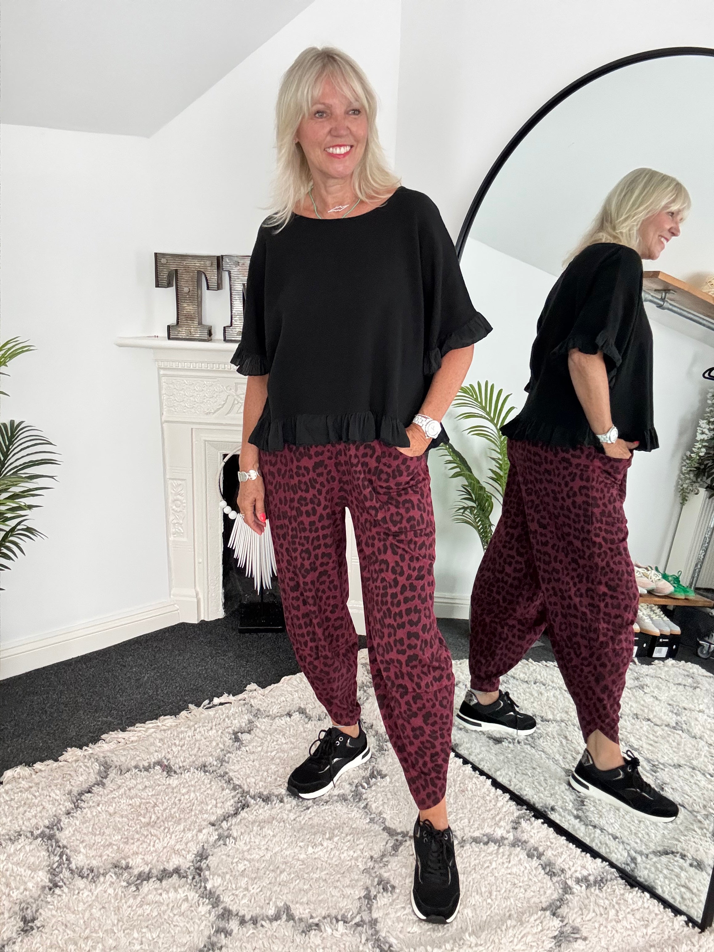 Barrel Stretch Trousers in Berry Leopard