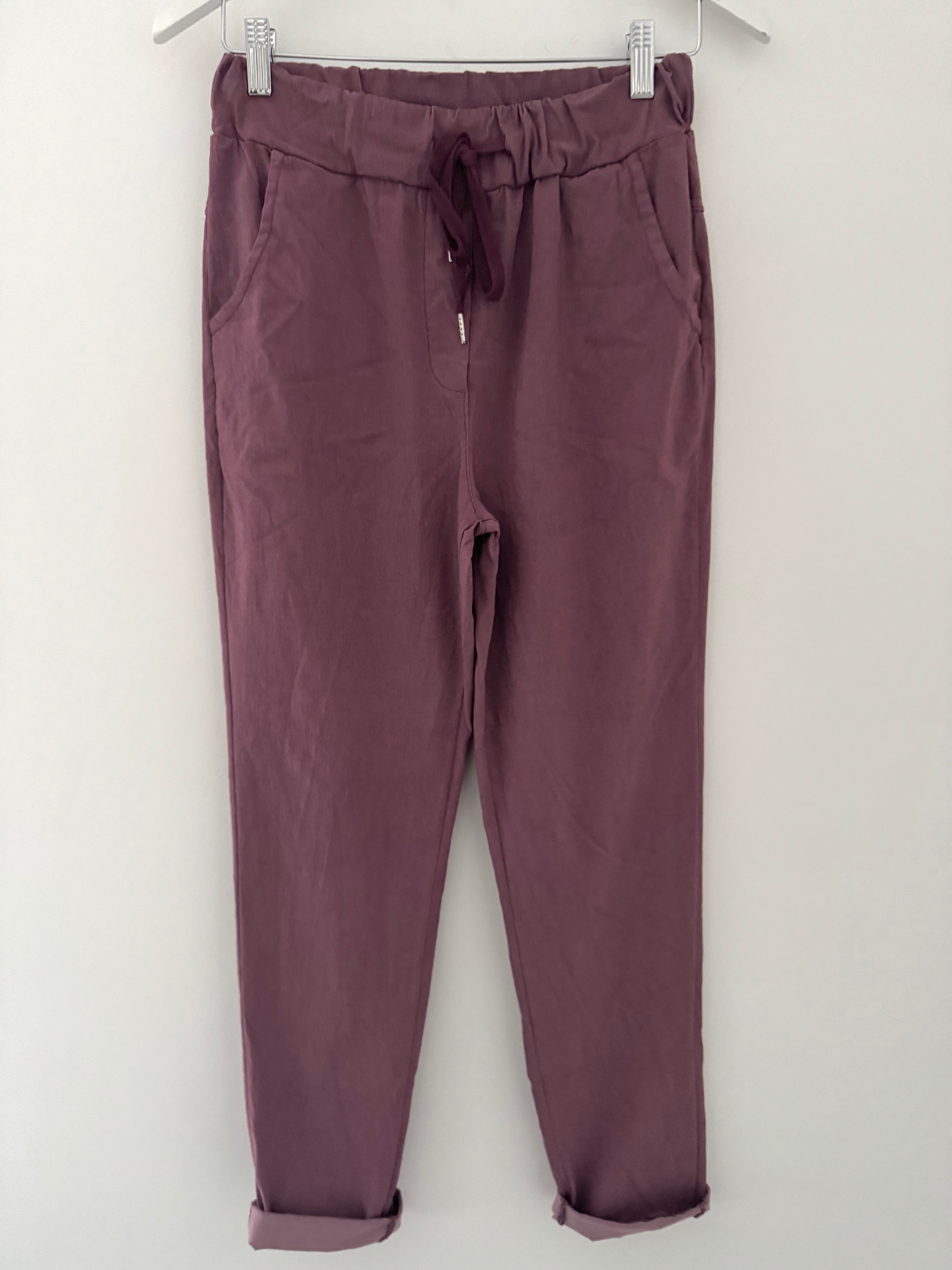 Super Stretch Joggers in Soft Wine