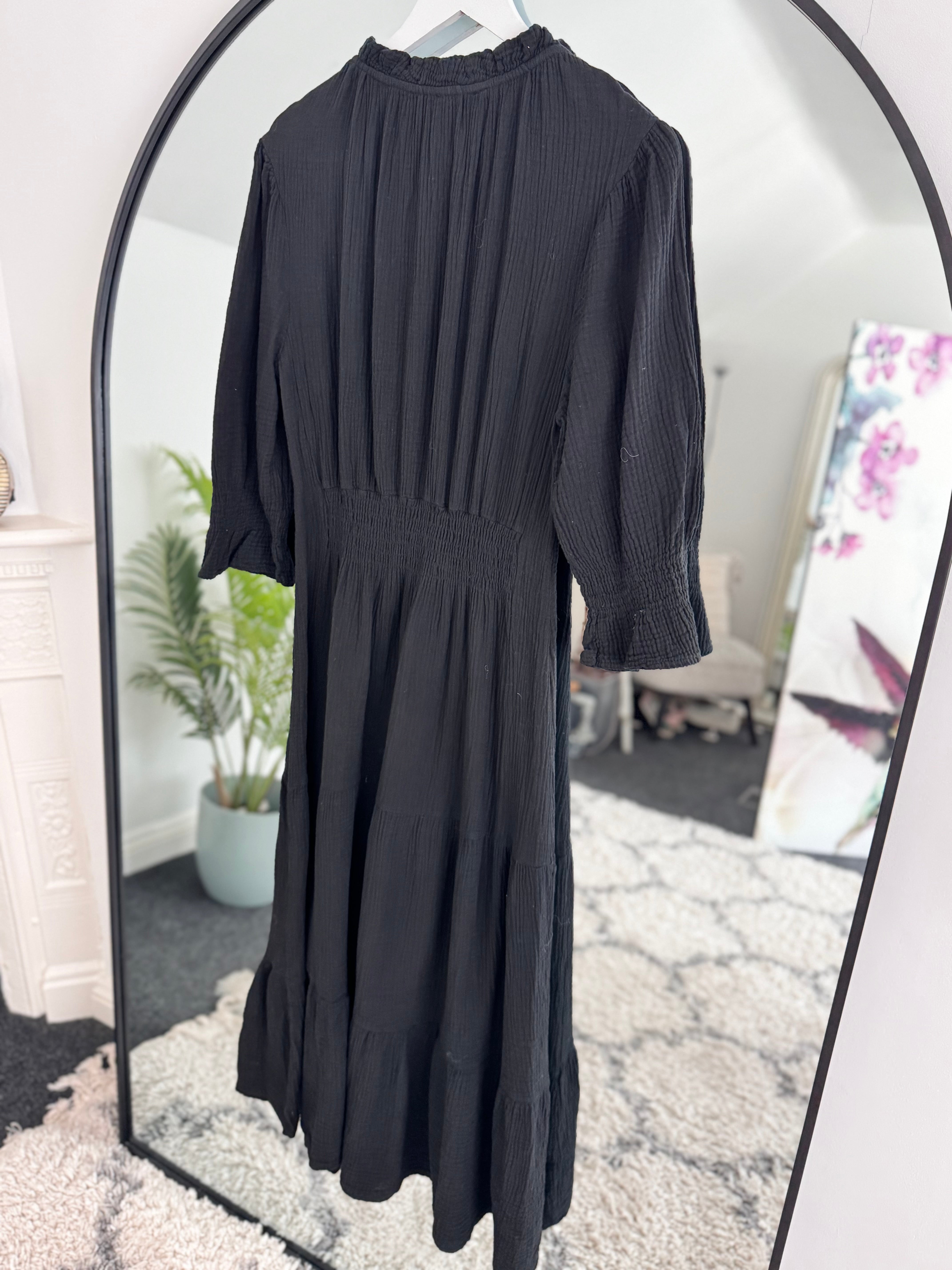 Cheesecloth Midi Dress in Black