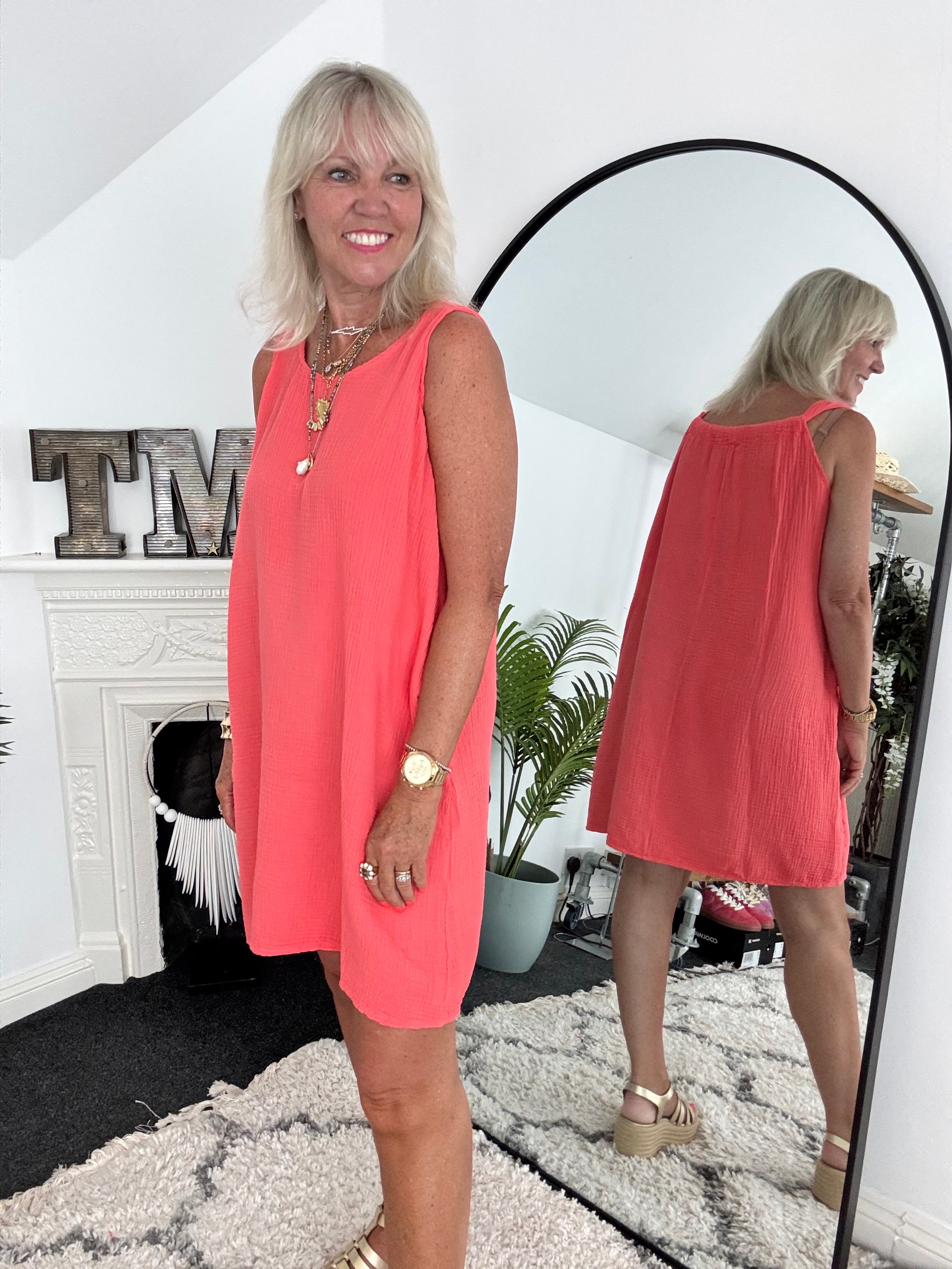 Simple Cheesecloth Pocket Dress in Coral