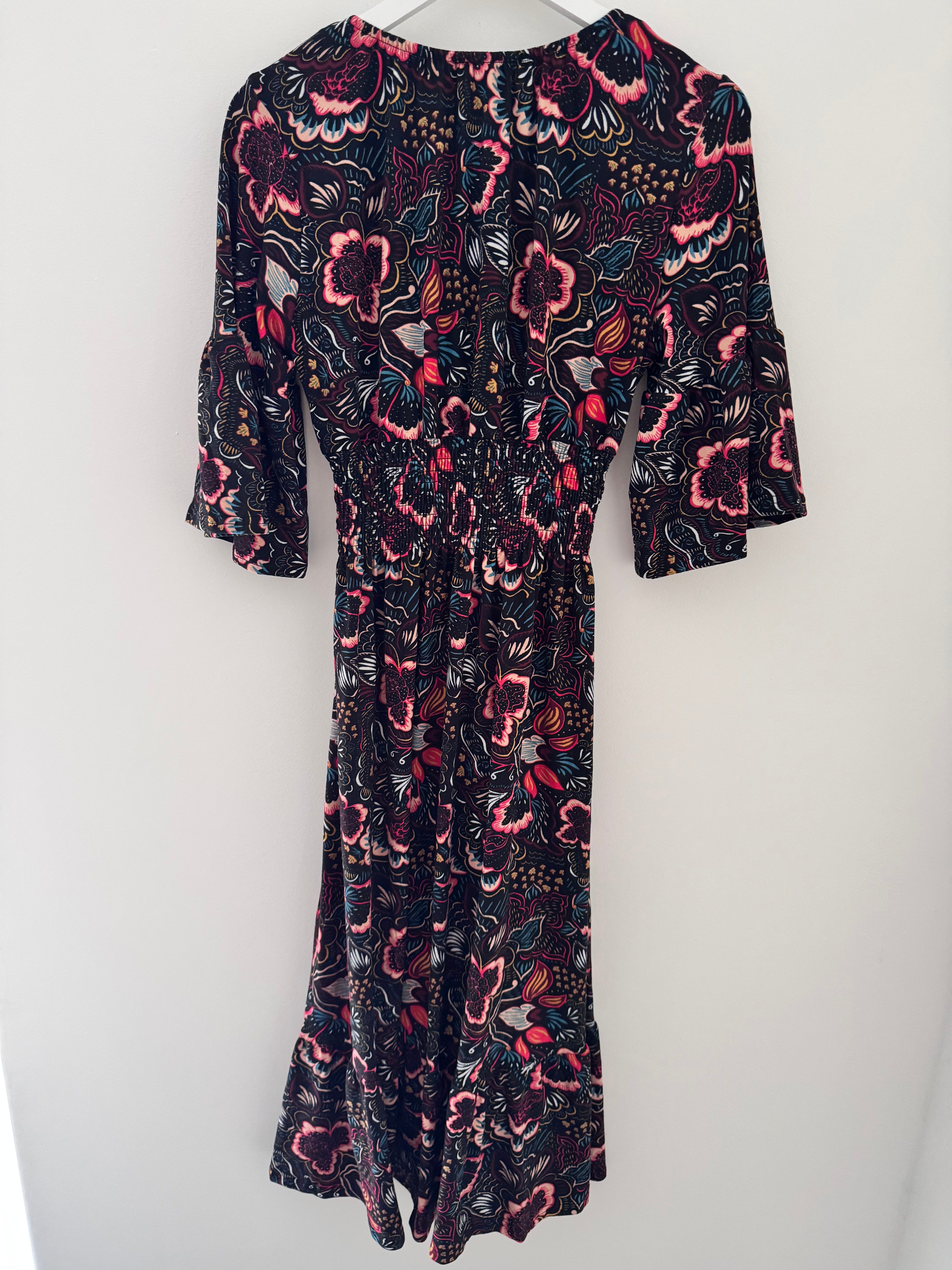 Jersey Stretch Dress in Plum Paisley