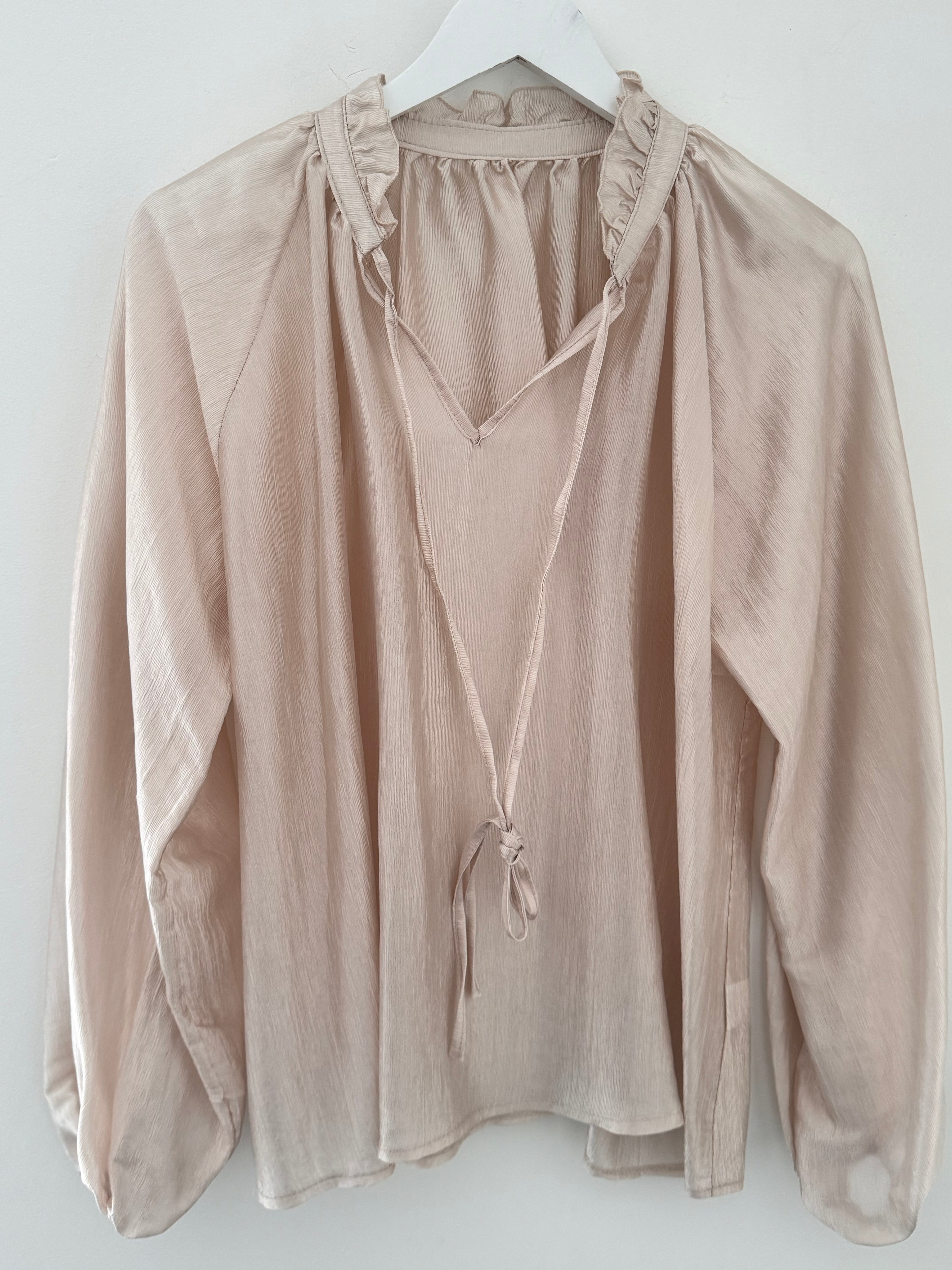 Silky Shimmer Blouse in Vanilla Blush