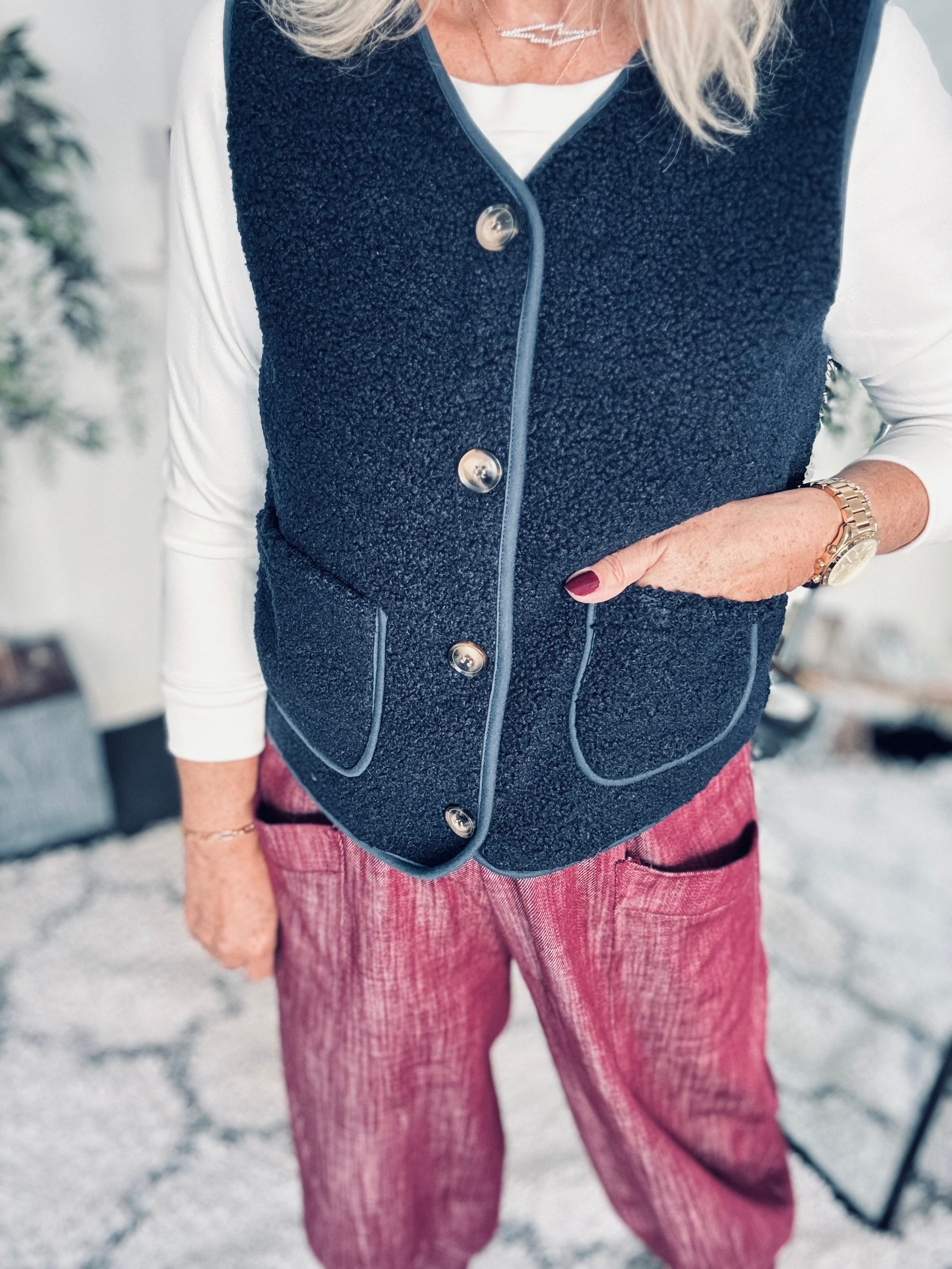 Boucle Gilet in Navy