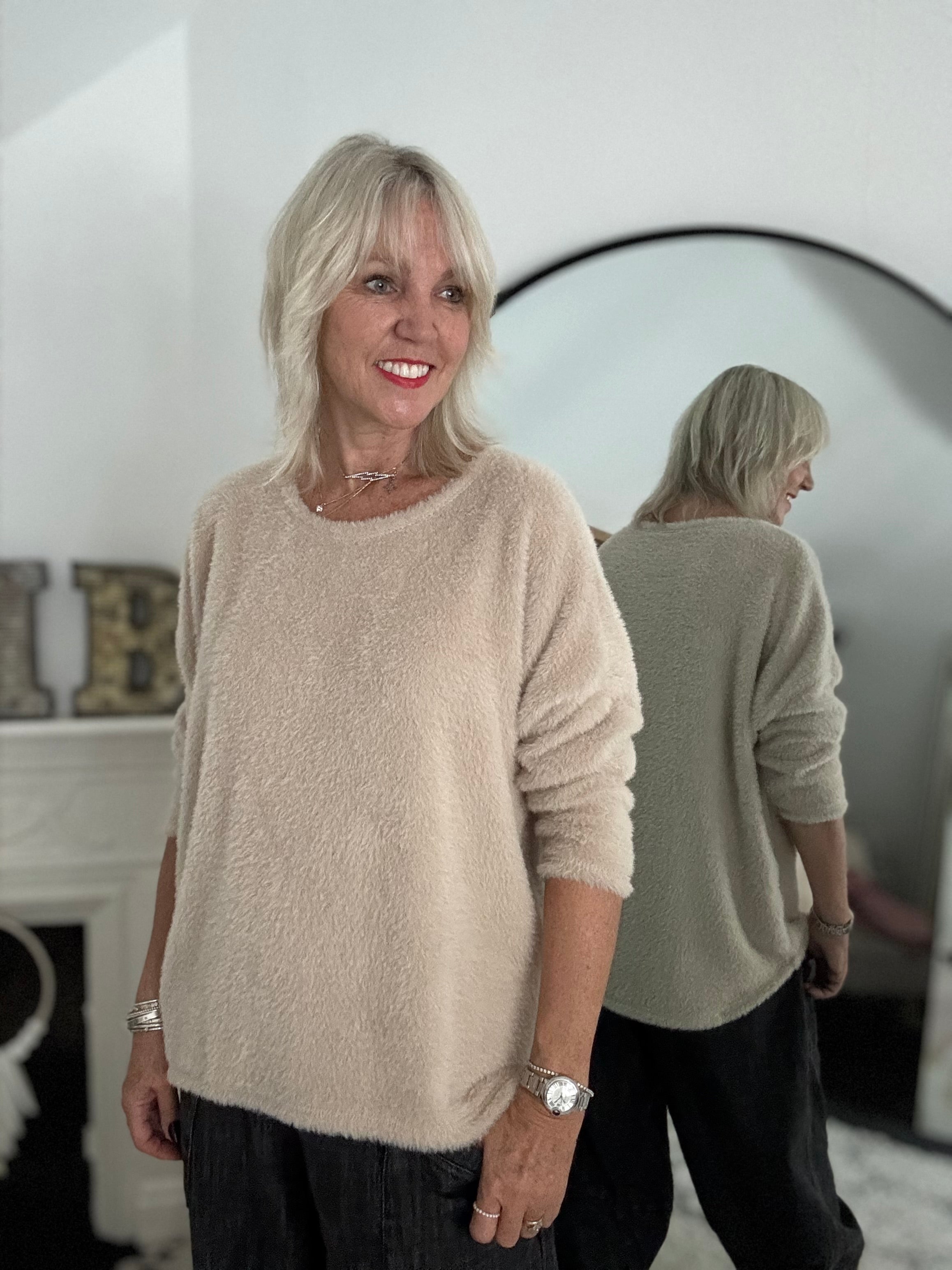 Oversized Fluffy Jumper in Latte