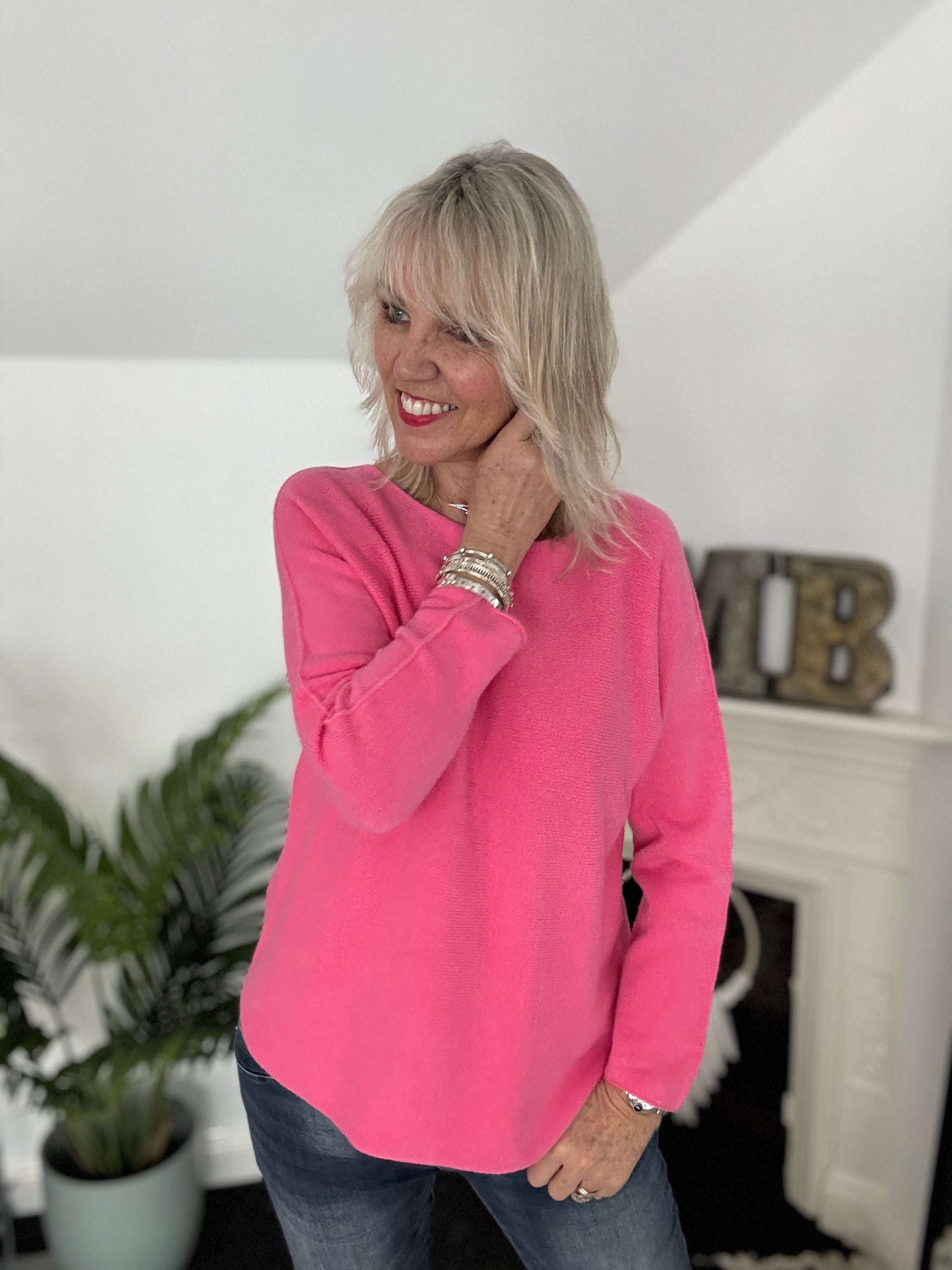 Simple Round Neck Jumper in Bubblegum Pink