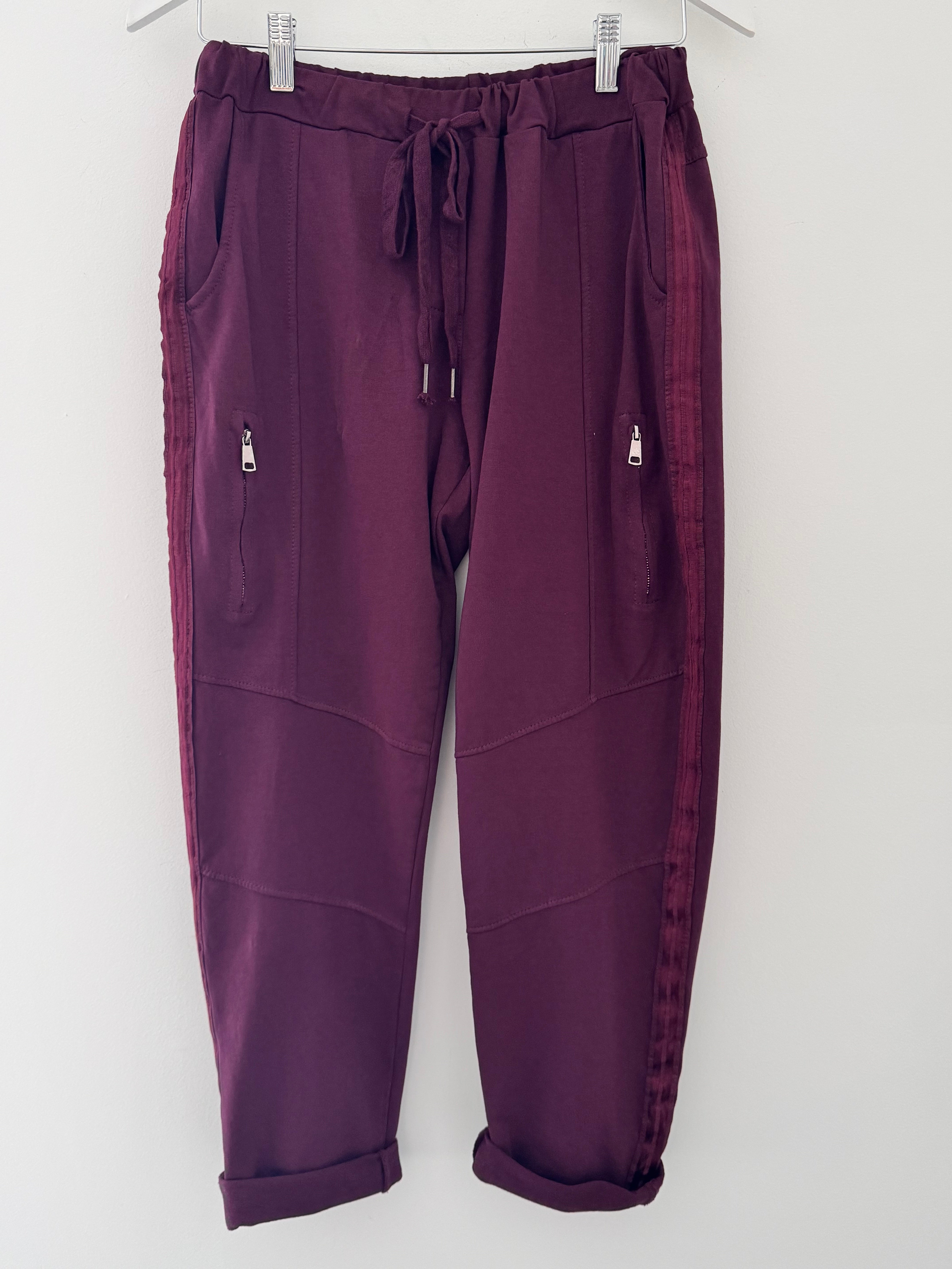 Jersey Stretch Joggers in Plum