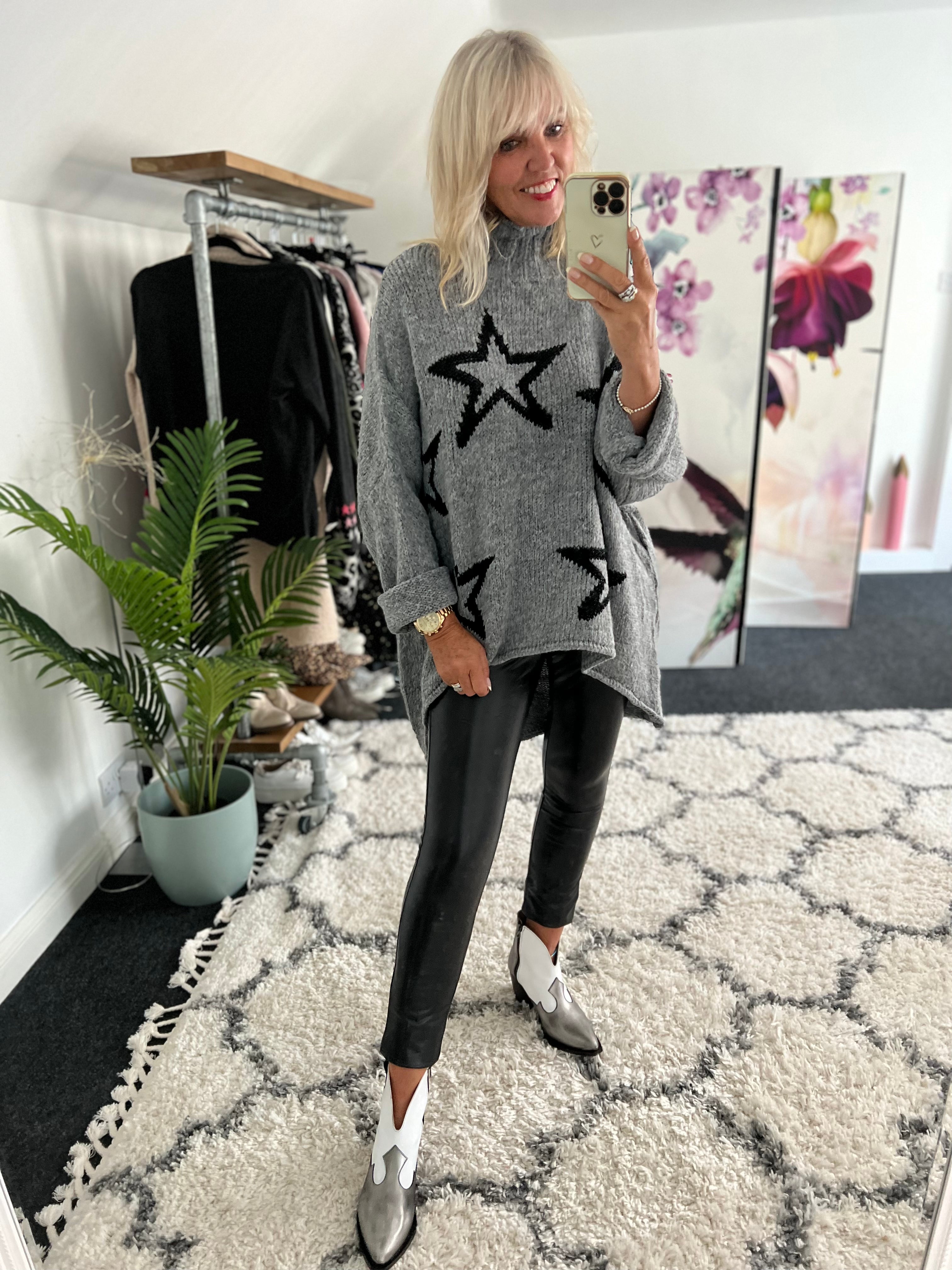 Oversized Luxe Star Jumper in Charcoal