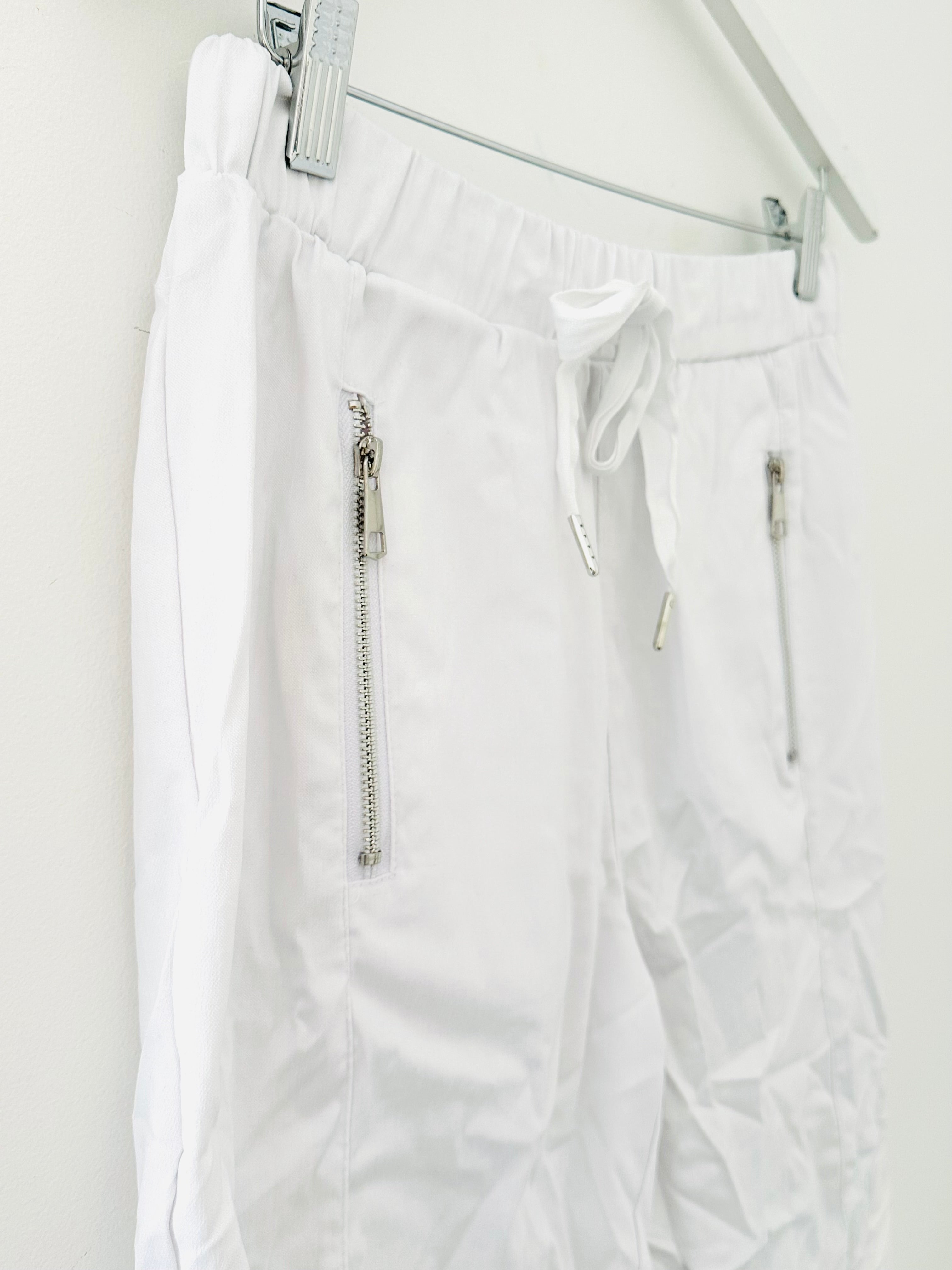 Crinkle Joggers with Pockets in White