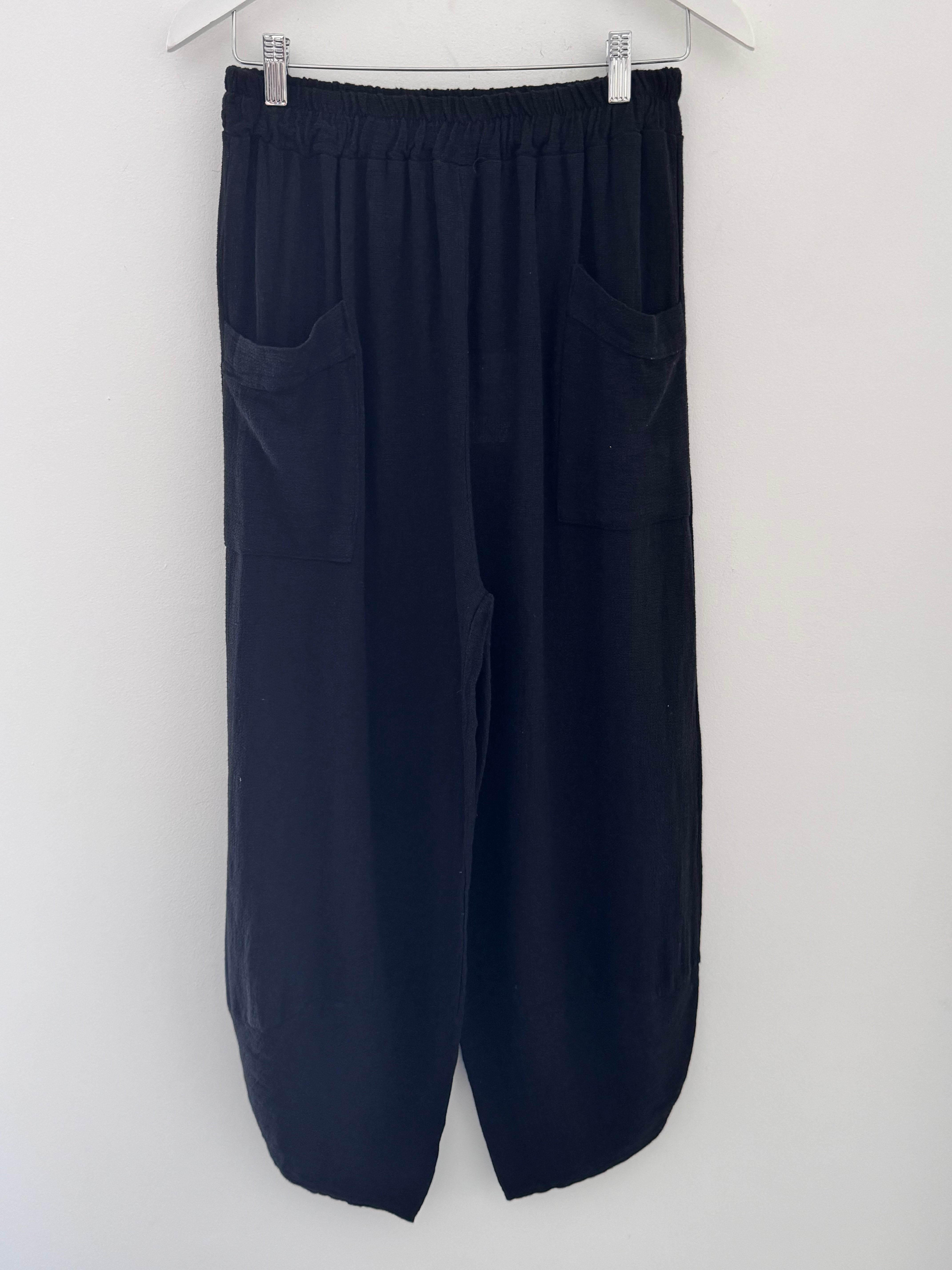 Linen & Cotton Barrel Trousers in Black