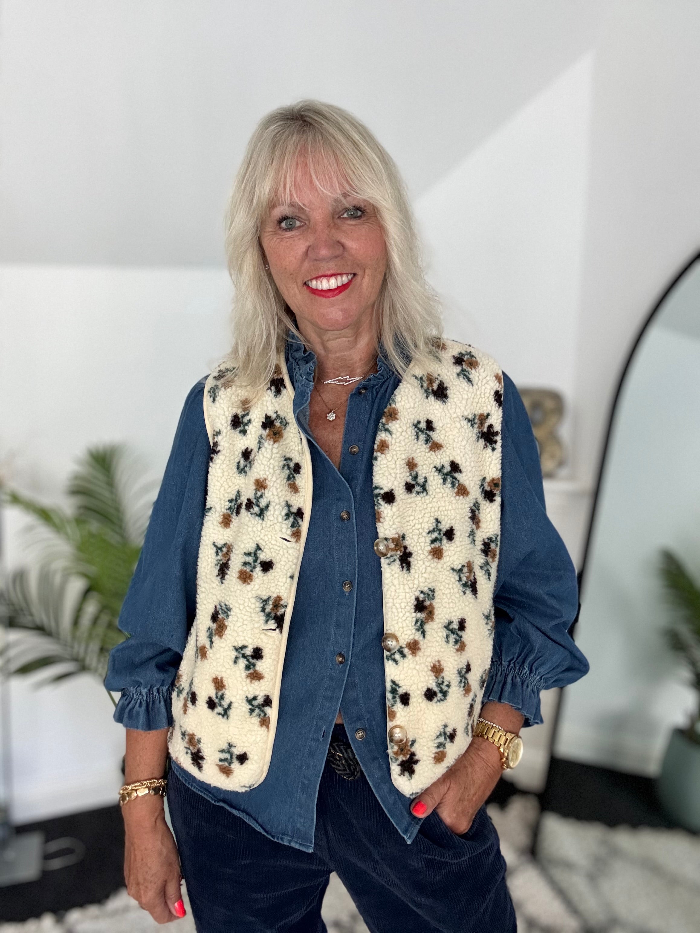 Boucle Gilet with Print in Ecru