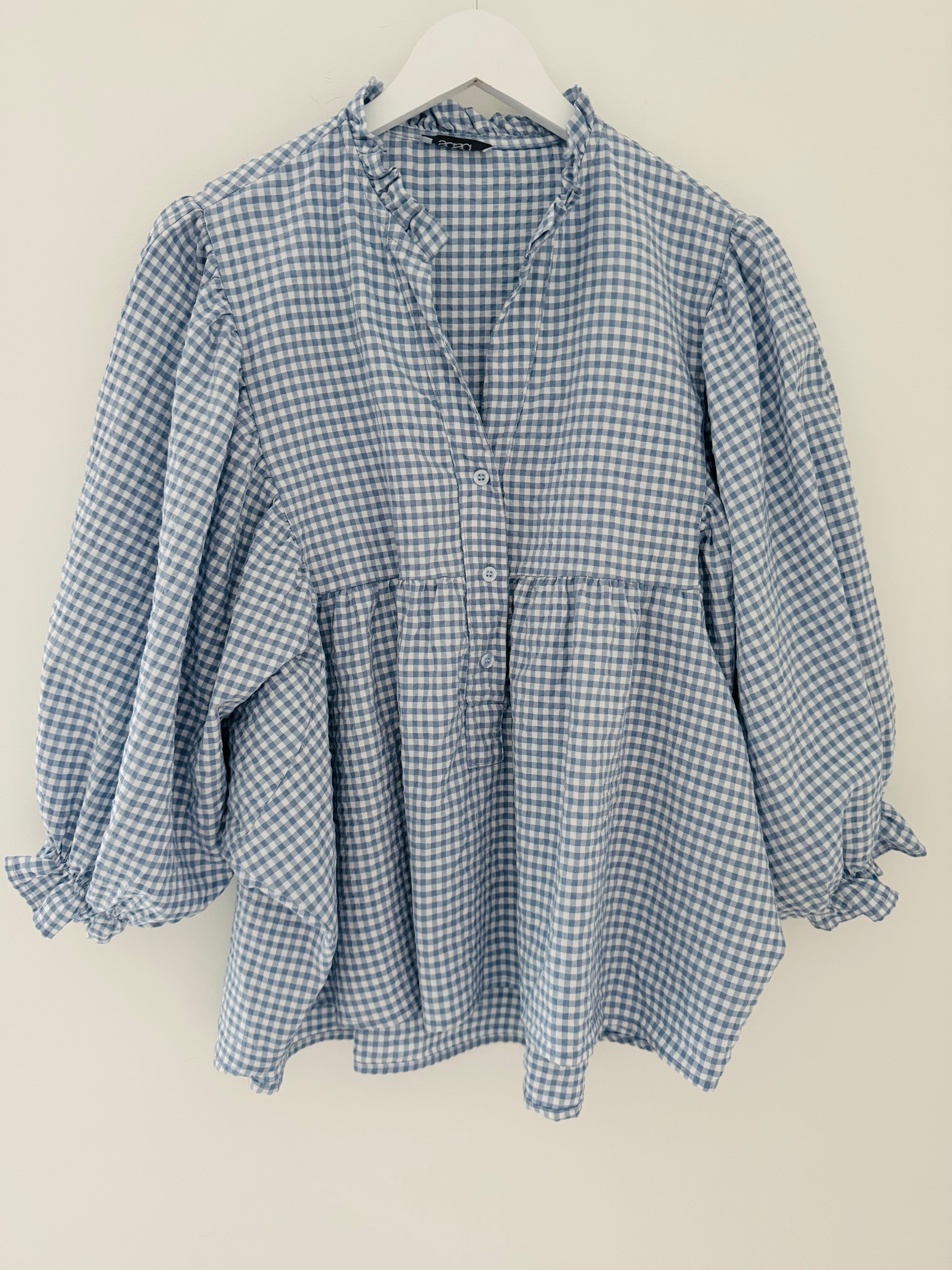 Gingham Seersucker Blouse in Blue