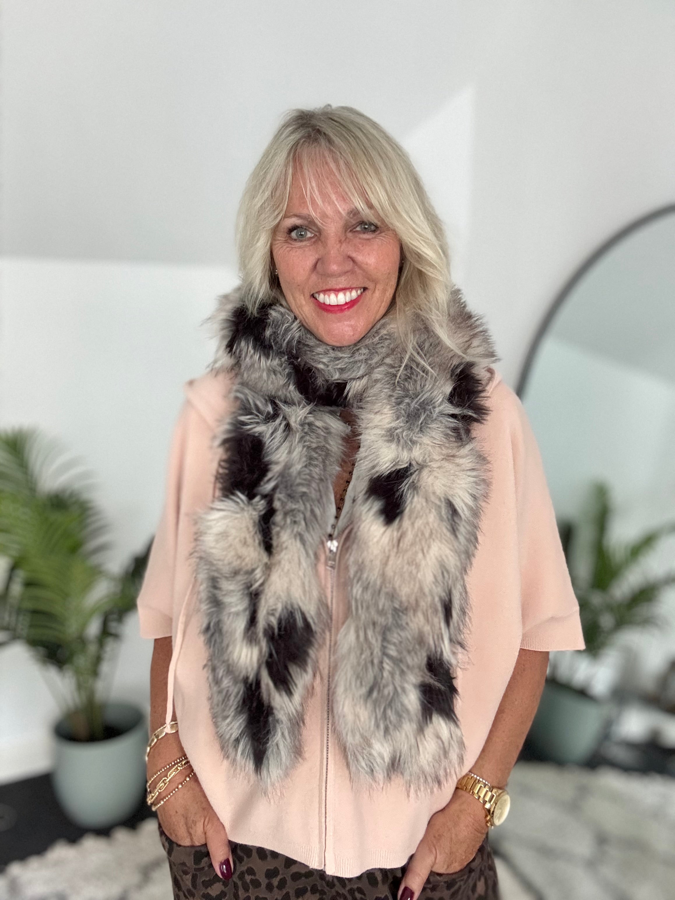 Faux Fur Scarf in Tonal Shades