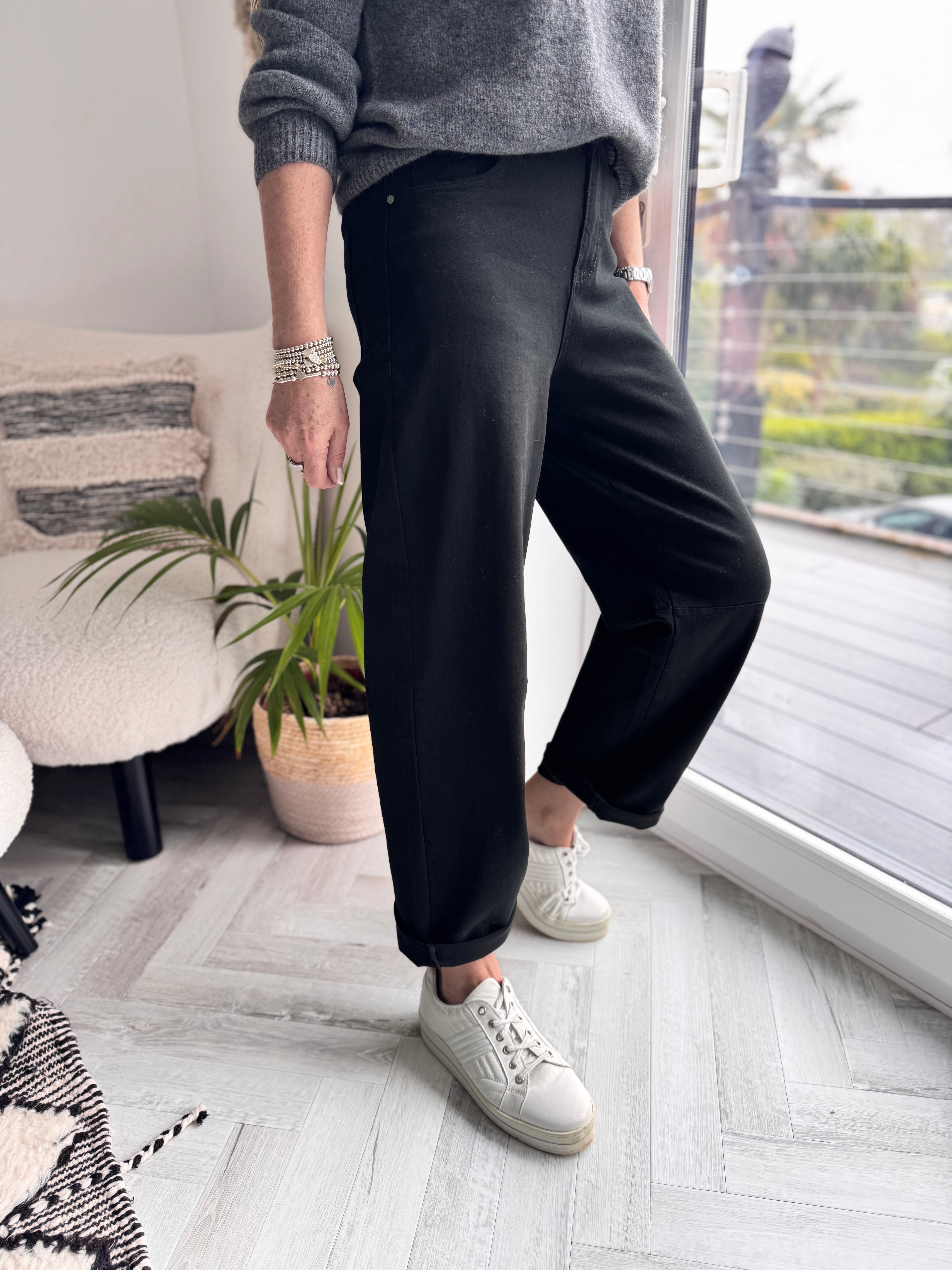 Stretch Boyfriend Jeans in Black