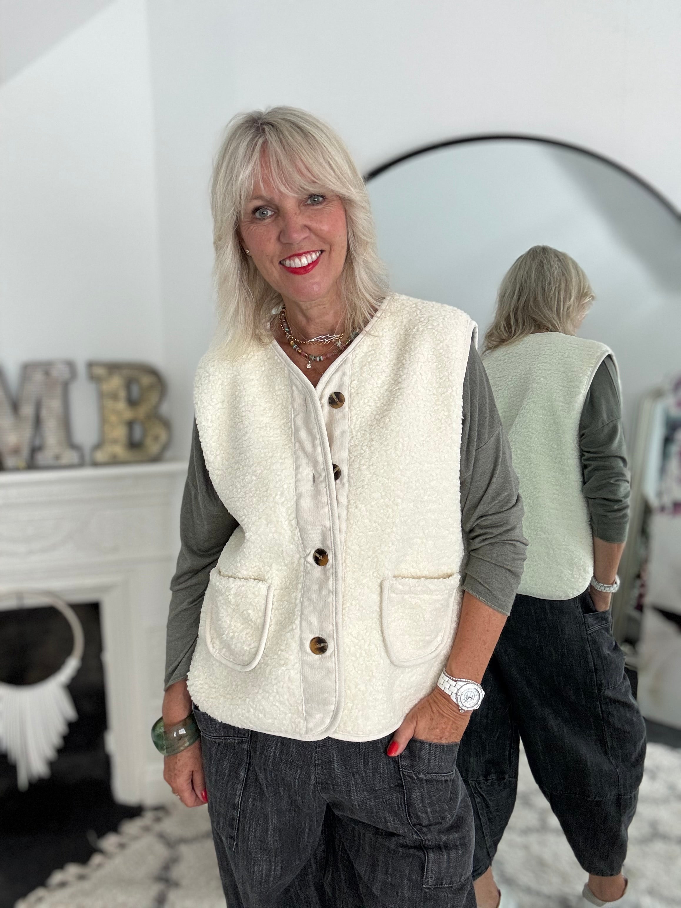 Soft Teddy Gilet in Vanilla
