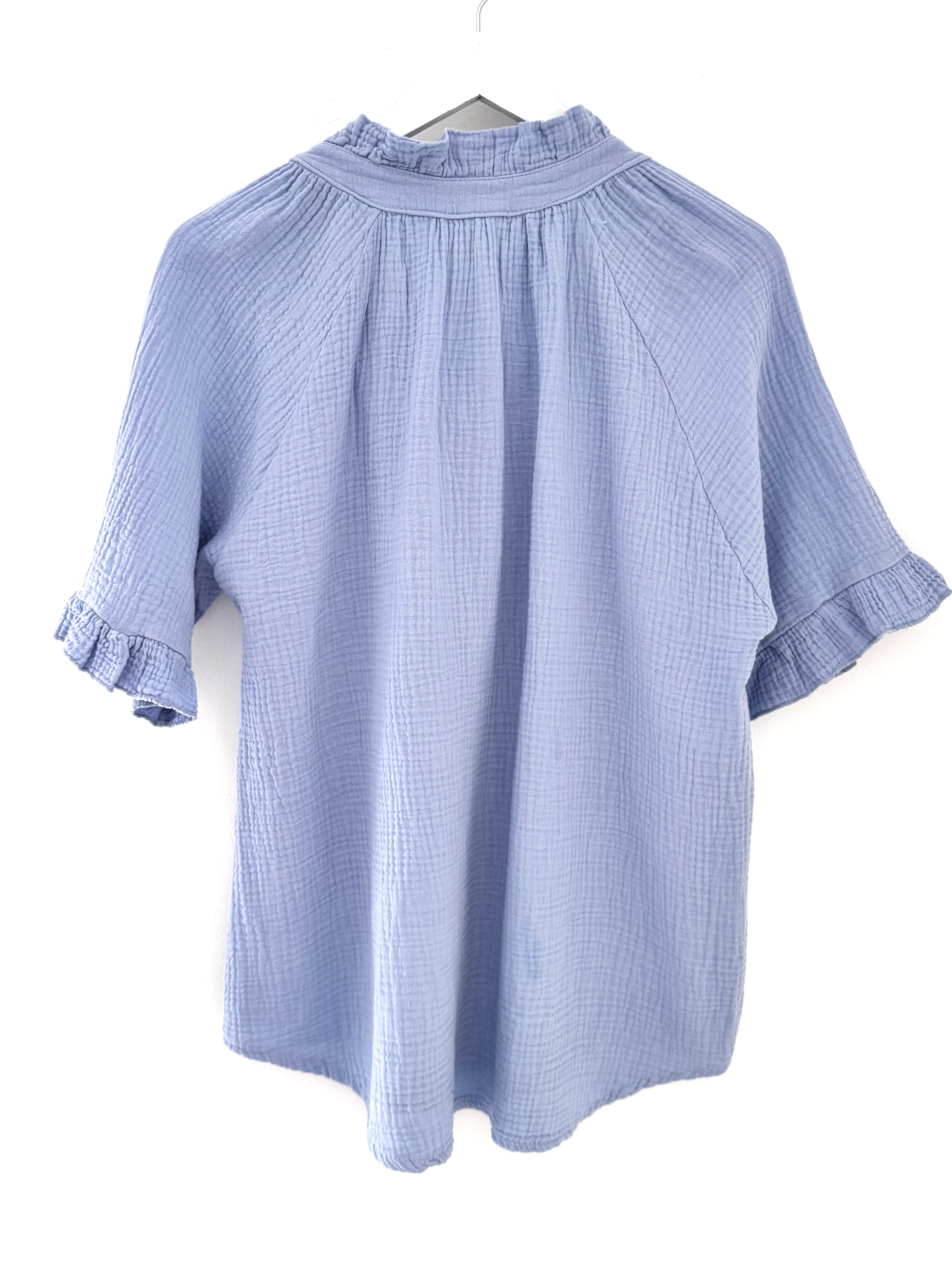 Short Sleeve Cheesecloth Shirt in Mid Blue