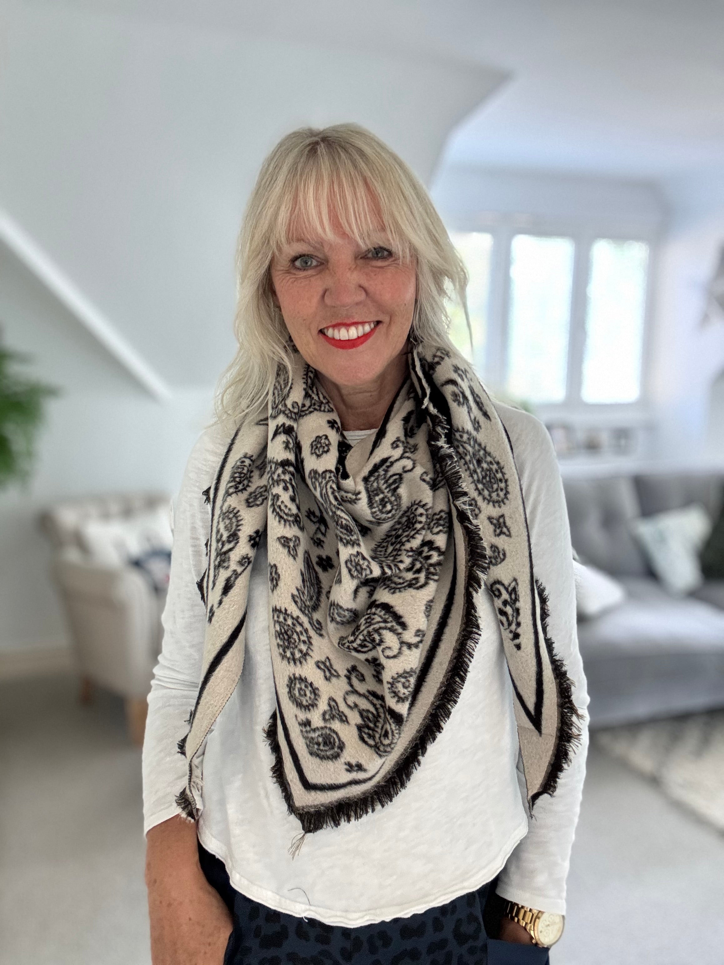 Reversible Knitted Scarf in Black & Ecru