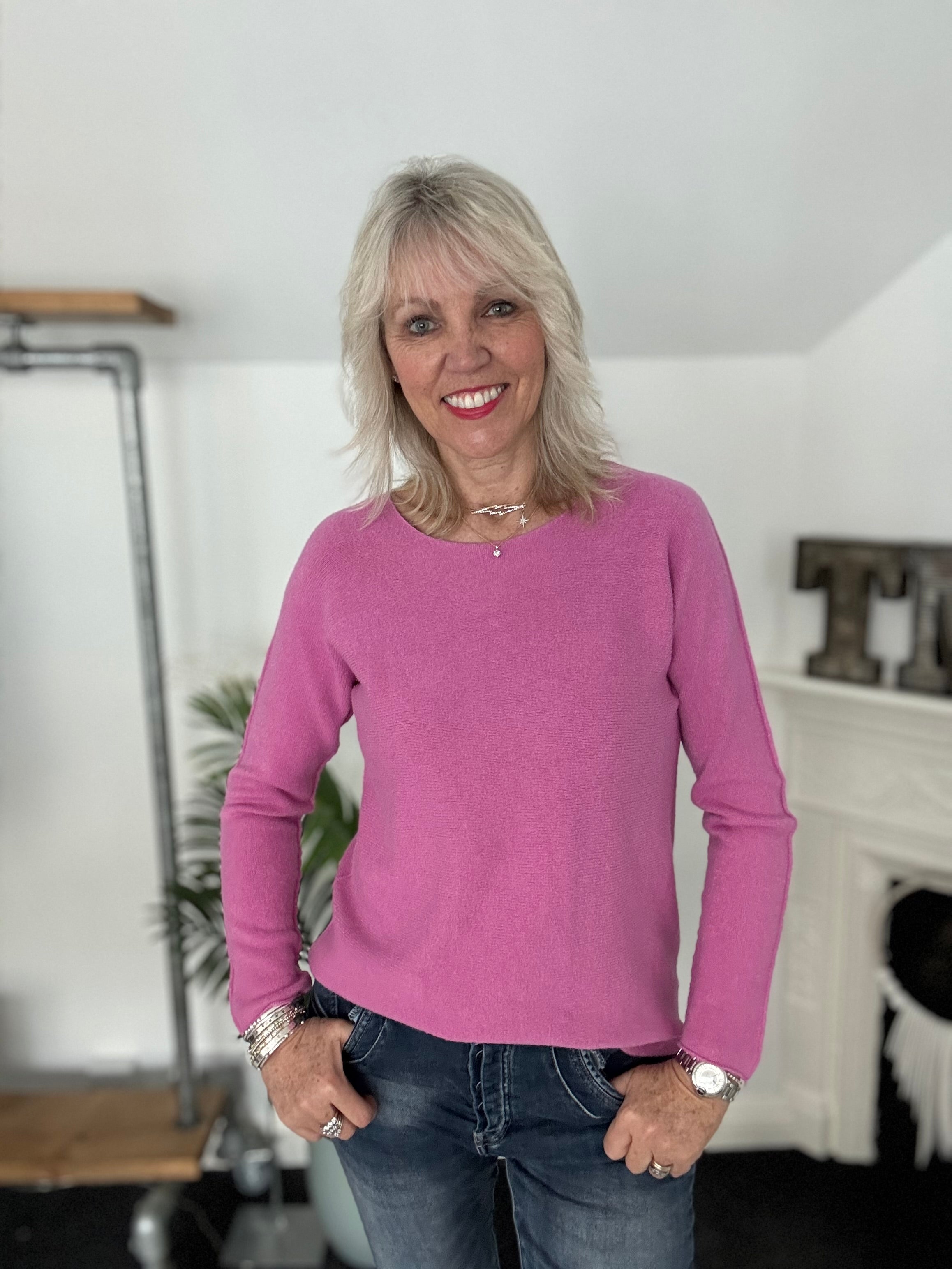 Simple Round Neck Jumper in Lilac Pink