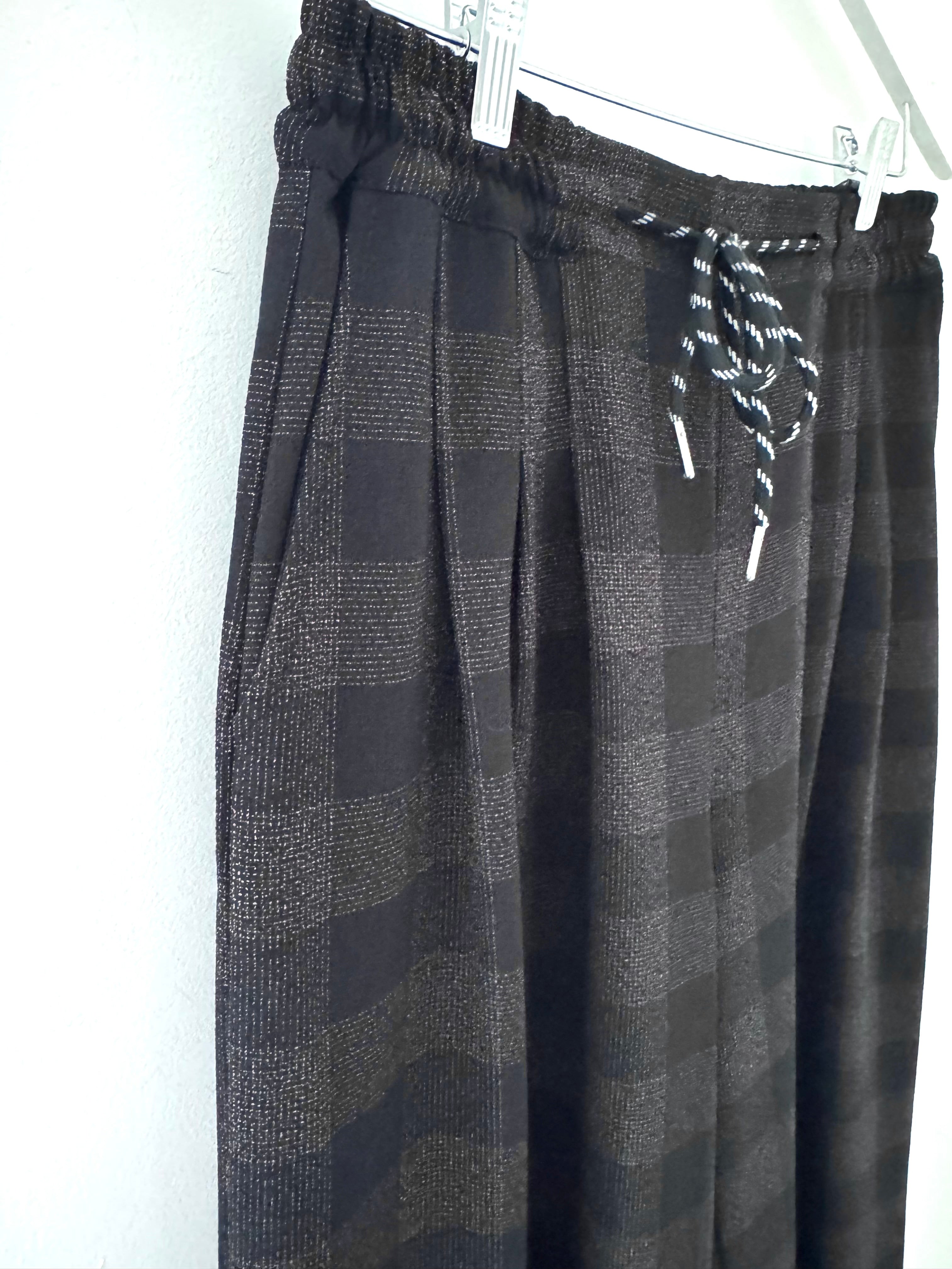Designer Check Trousers in Black & Tan