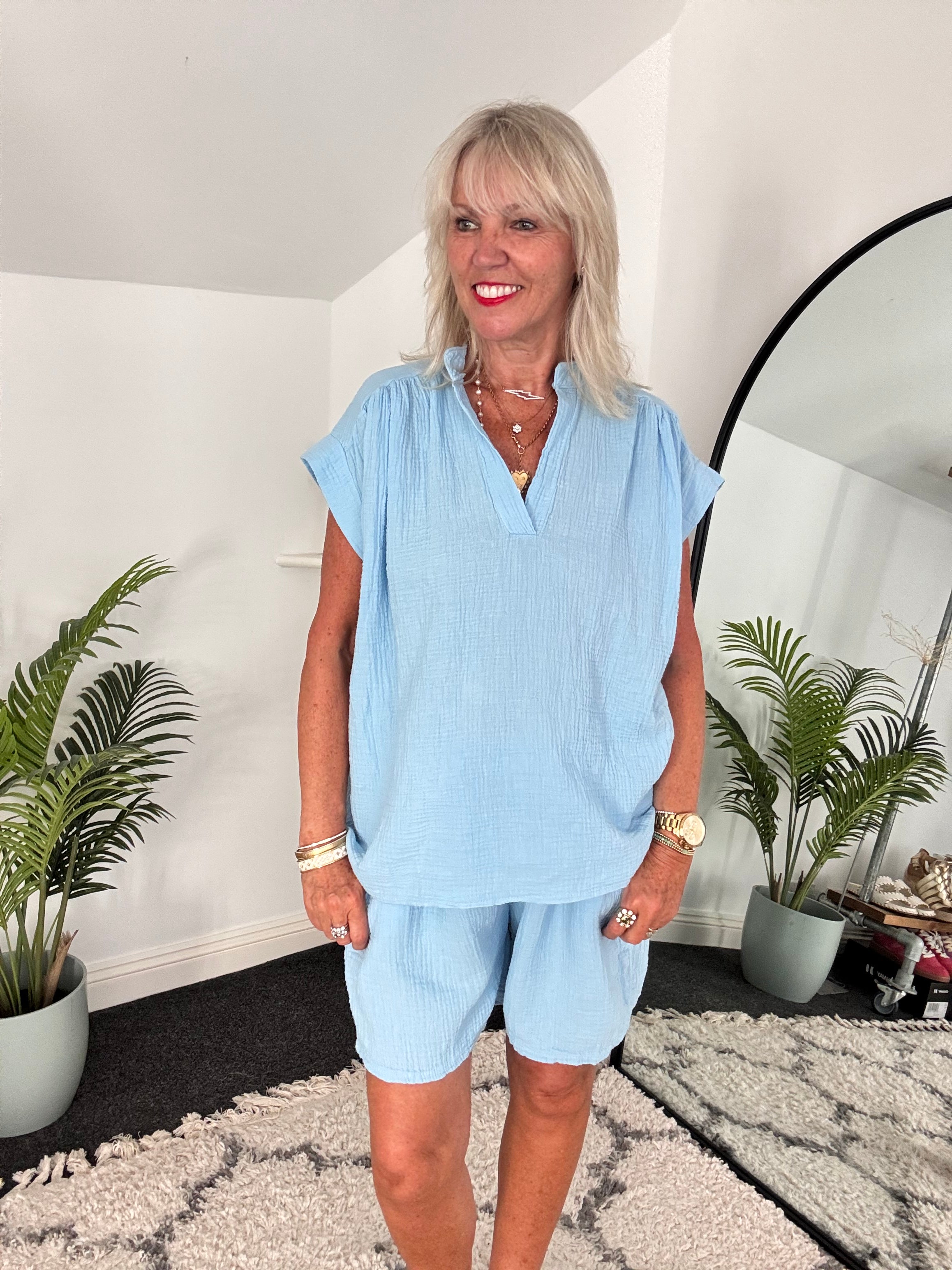 Cheesecloth Shorts in Sky Blue
