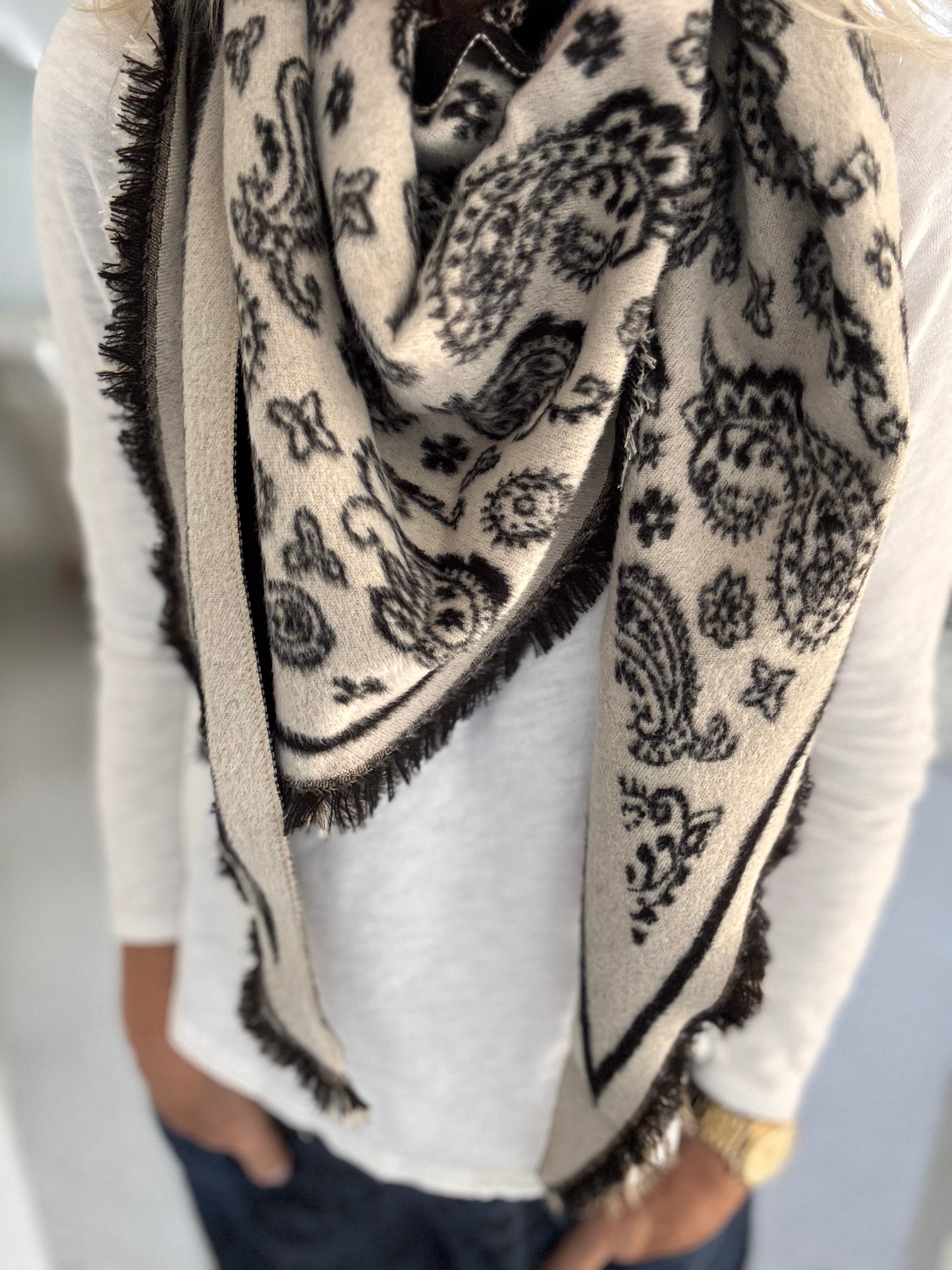 Reversible Knitted Scarf in Black & Ecru
