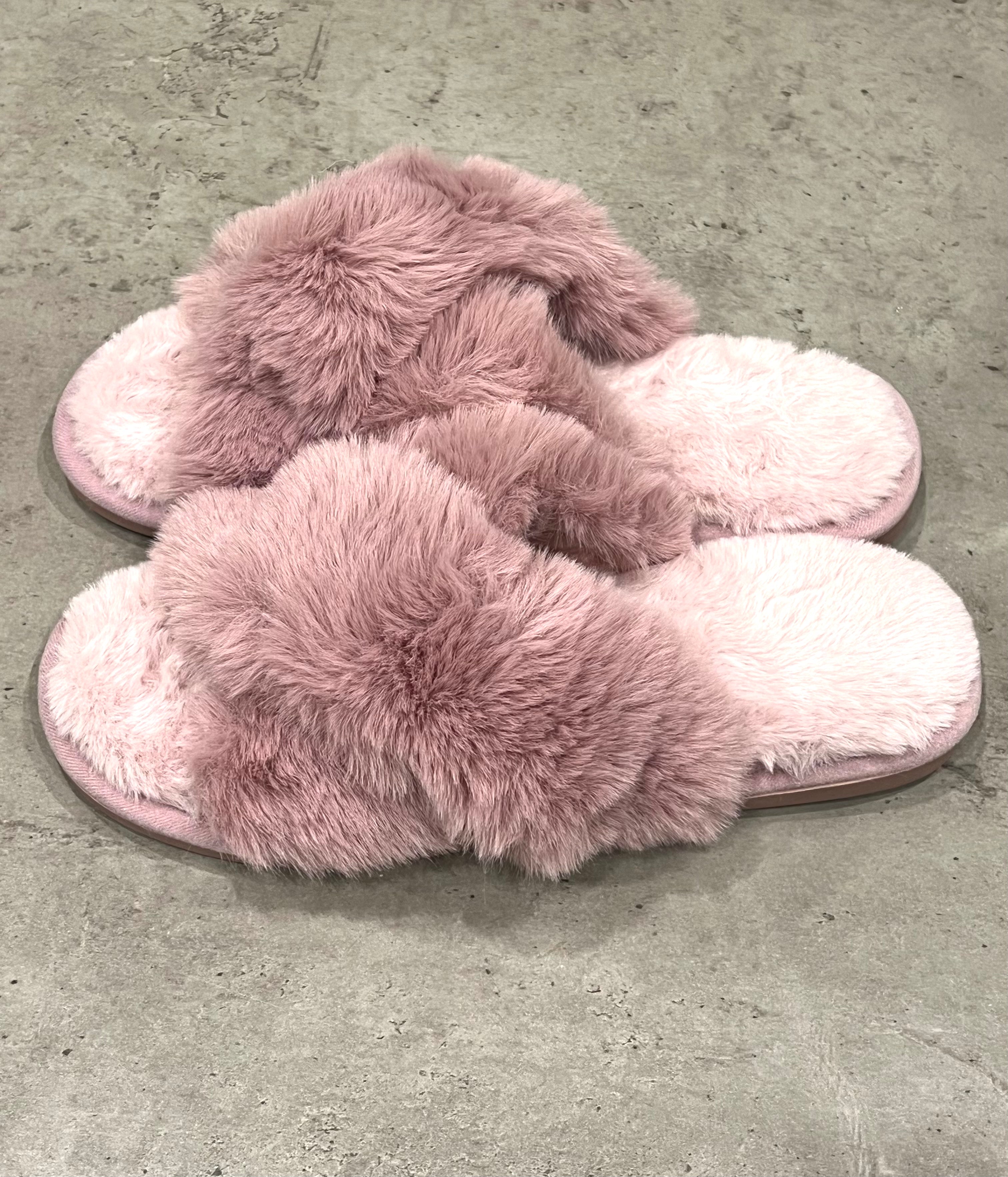 Faux Fur Crossover Slippers in Pink