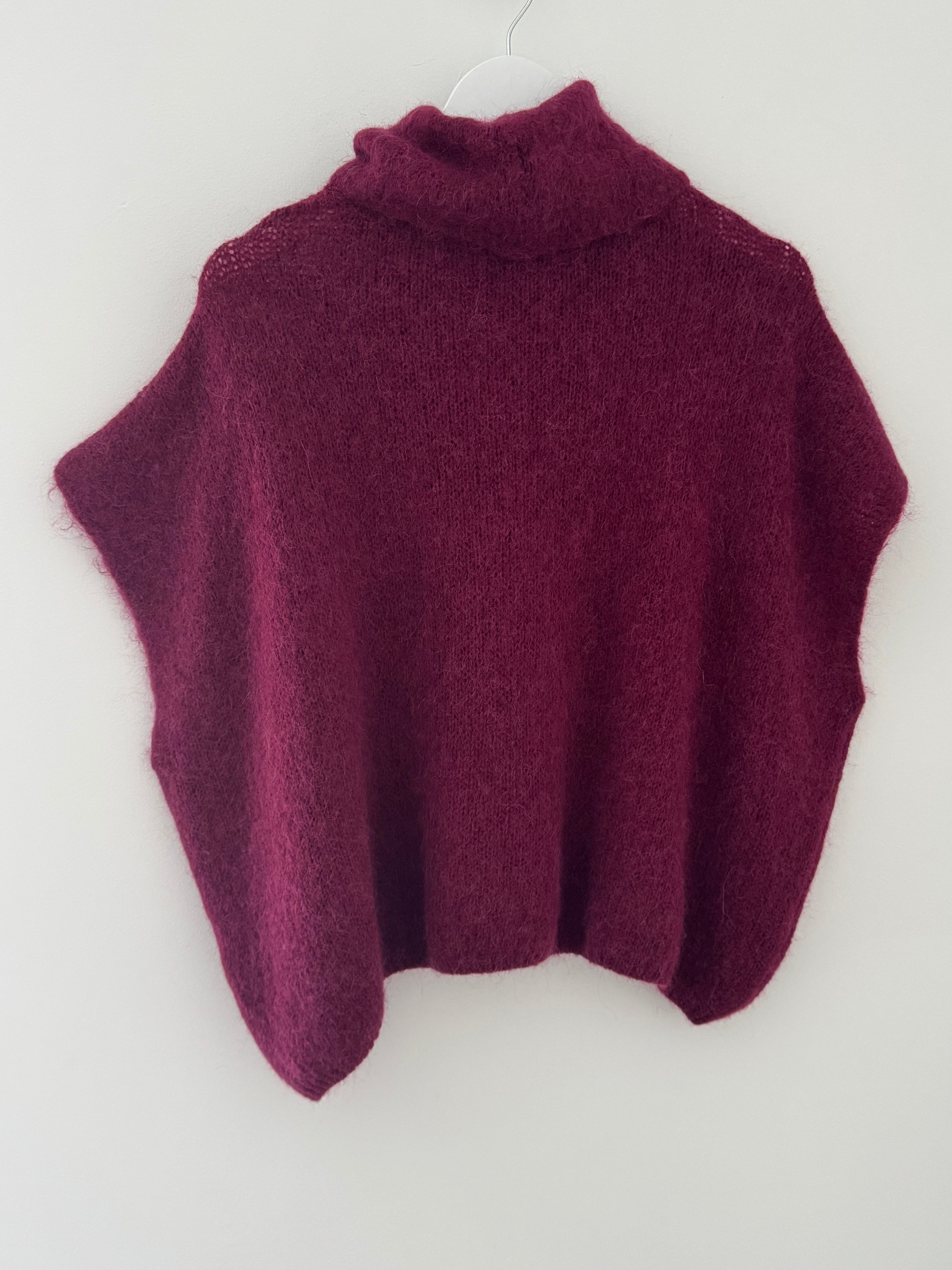 Alpaca Roll Neck Tank in Wine