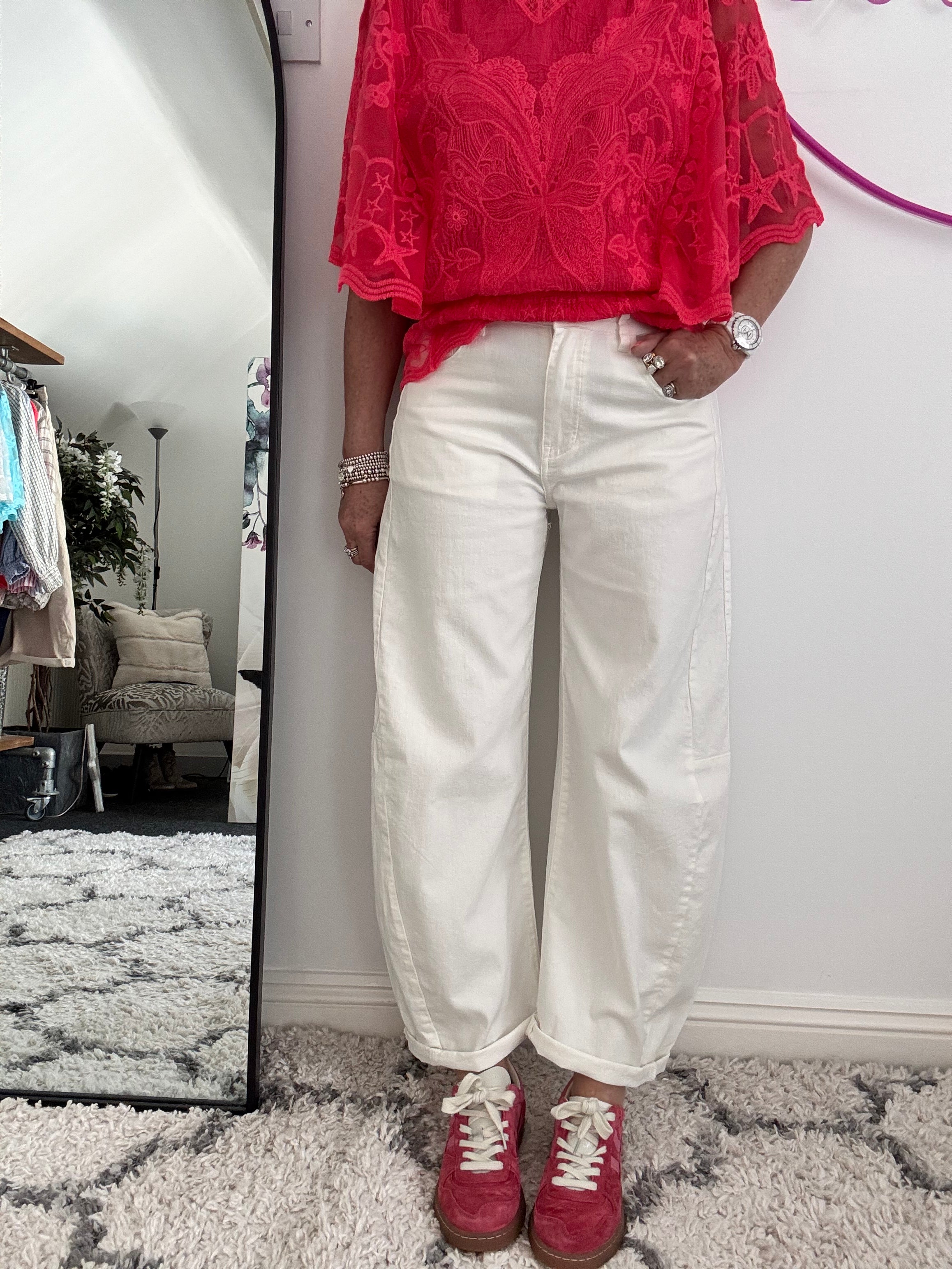 Barrel Leg Jeans in Ivory