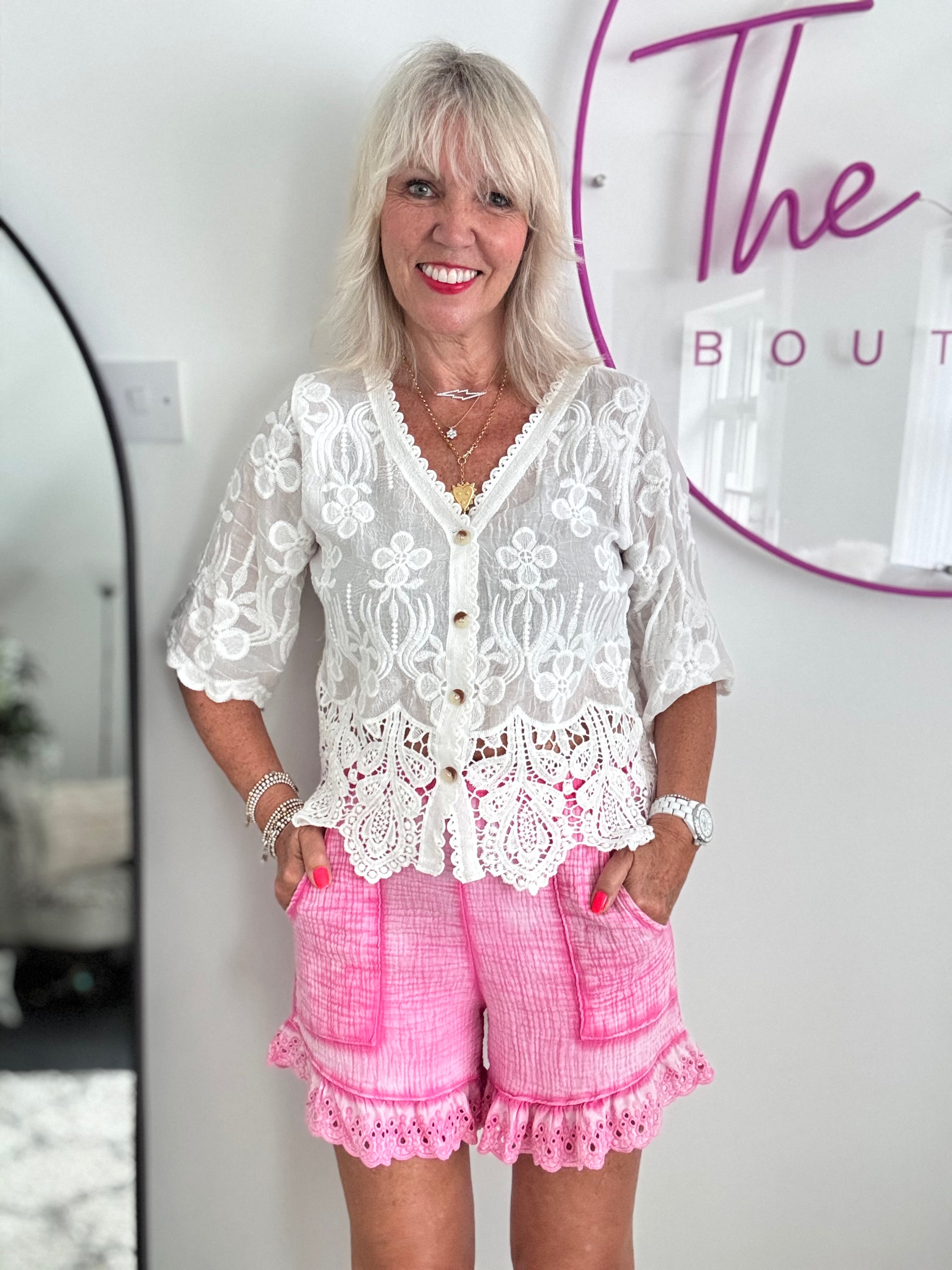 Cheesecloth Shorts in Pink